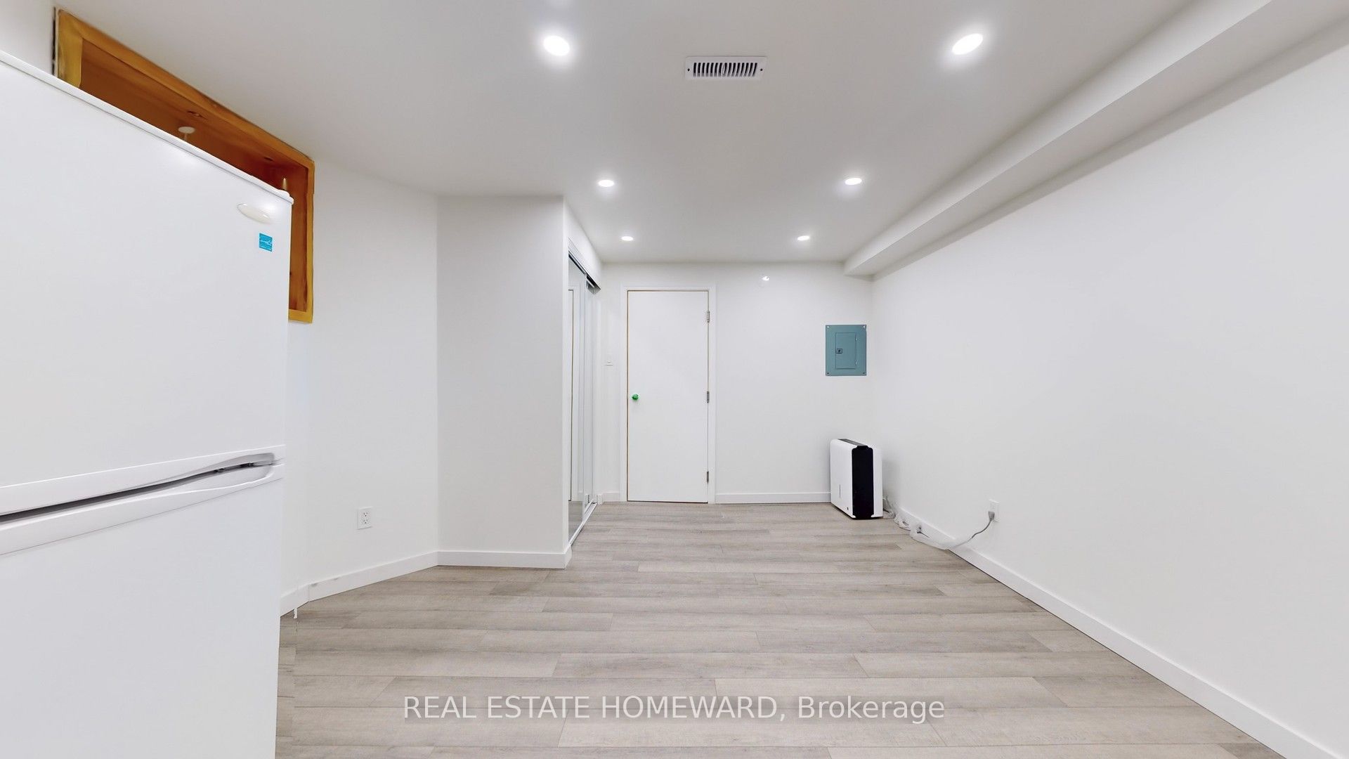 62 Mcclenny Drive Lower Property Photo 5