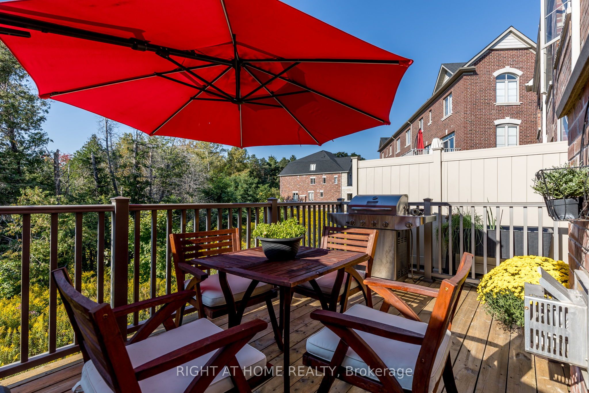 #89 - 1331 Major Mackenzie Drive Property Photo 1