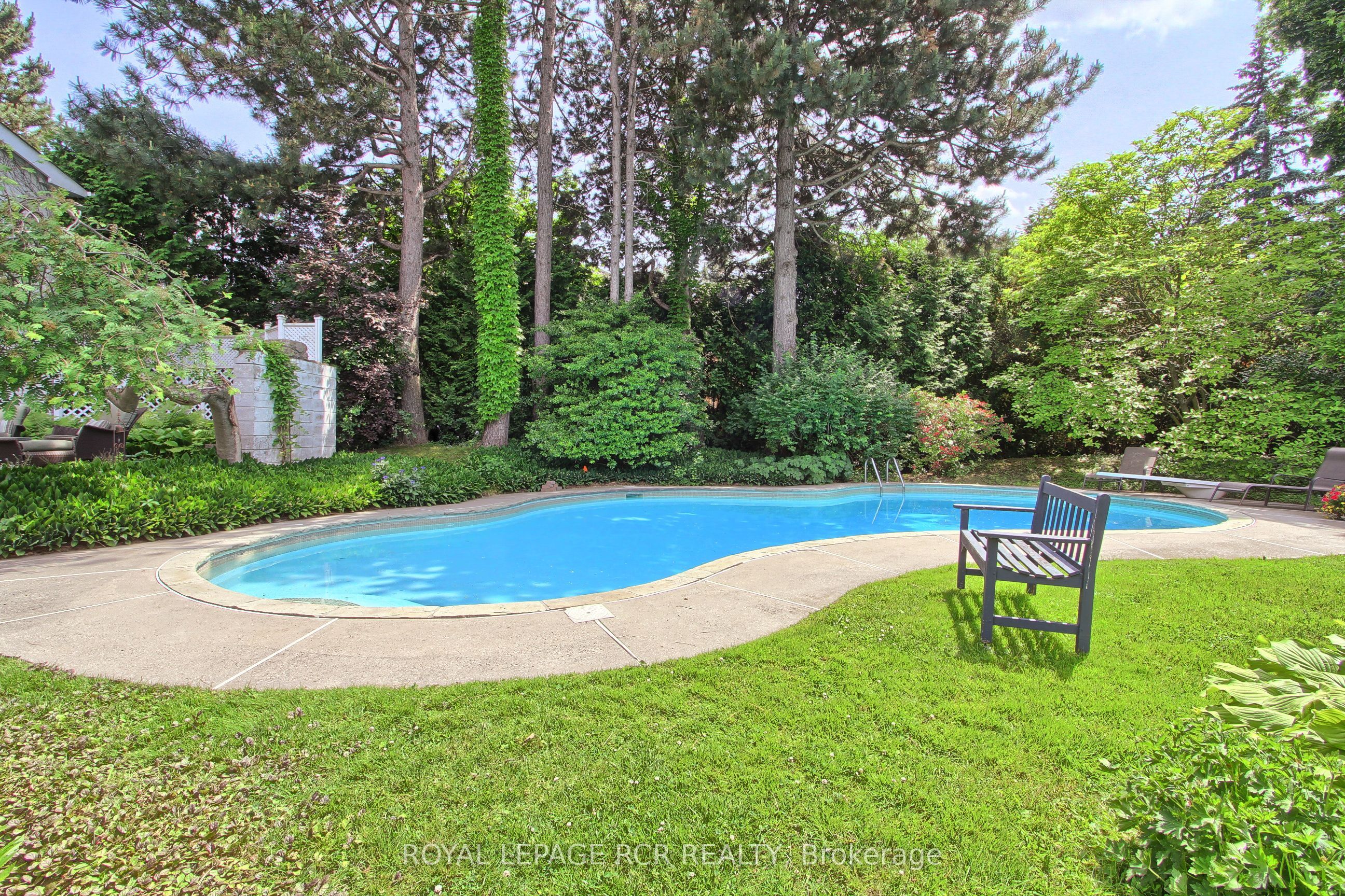 4 Thornlea Court Property Photo 43