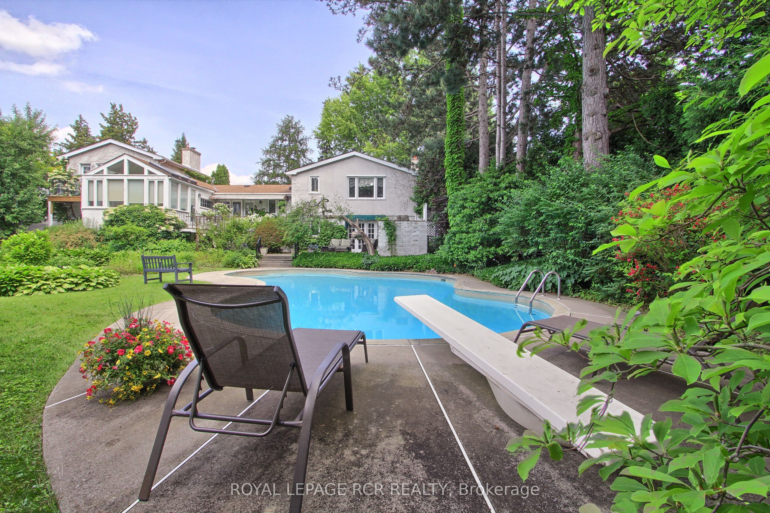 4 Thornlea Court Property Photo 45