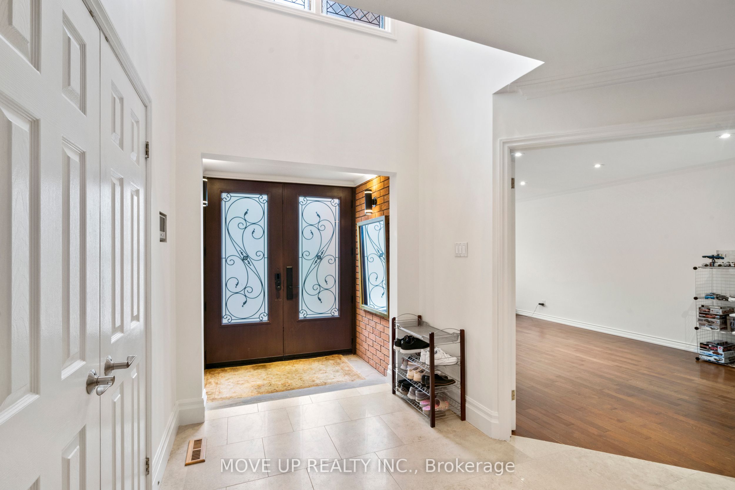 21 Gaby Court Property Photo 3