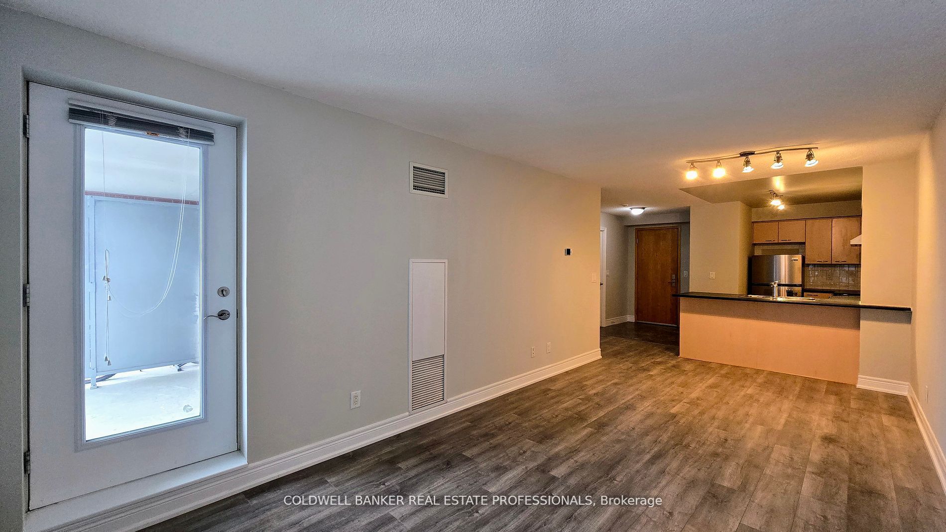 62 Suncrest Boulevard 318 Property Photo 4