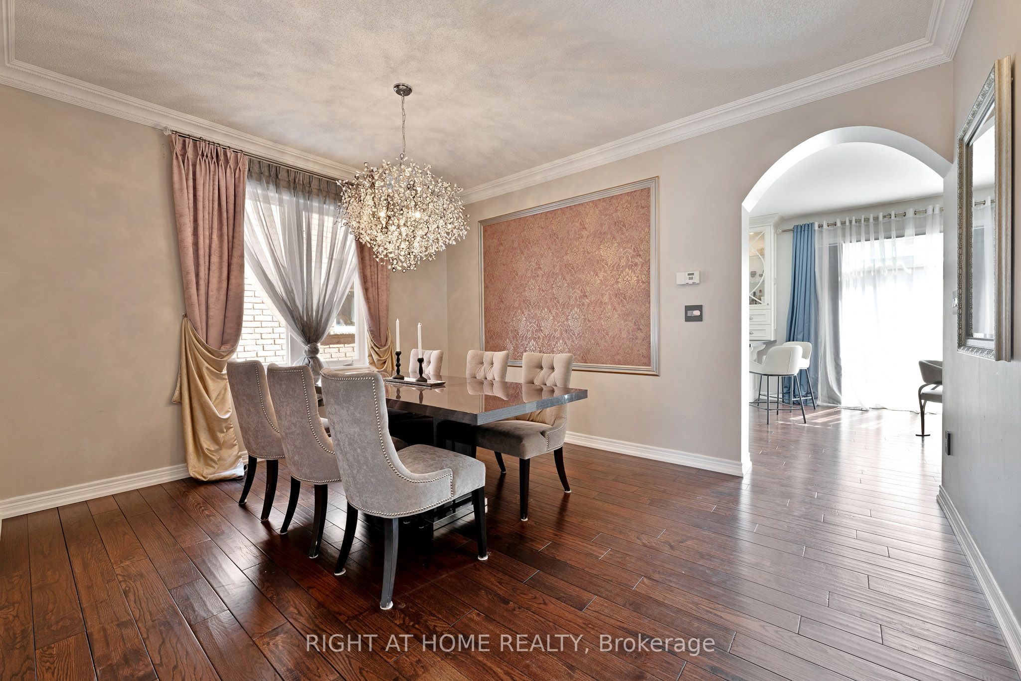37 Newbridge Avenue Property Photo 6