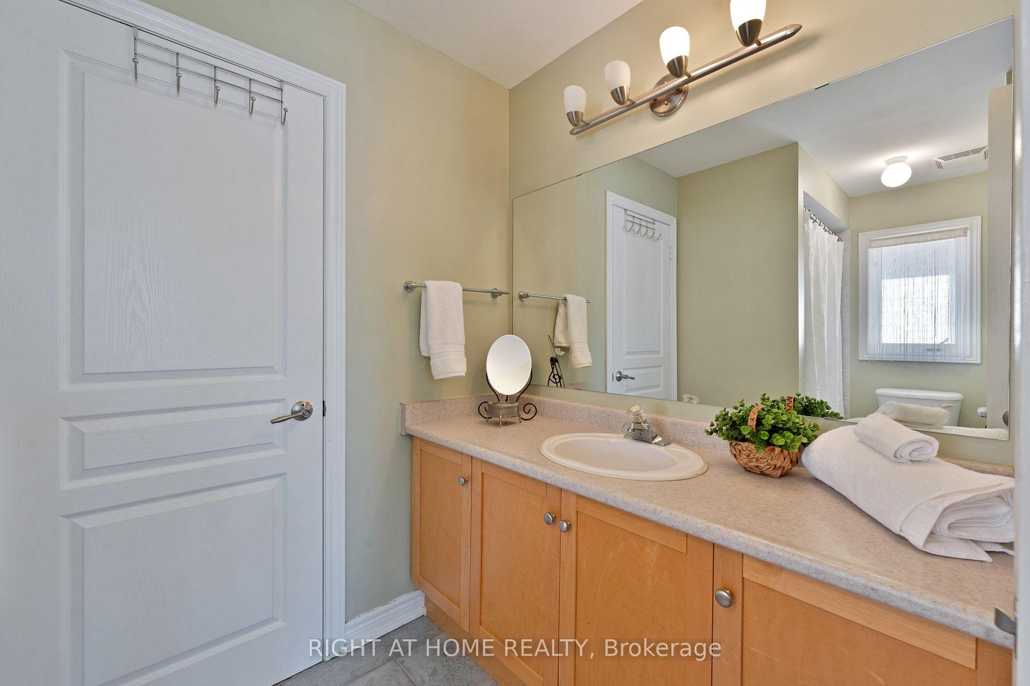 37 Newbridge Avenue Property Photo 16