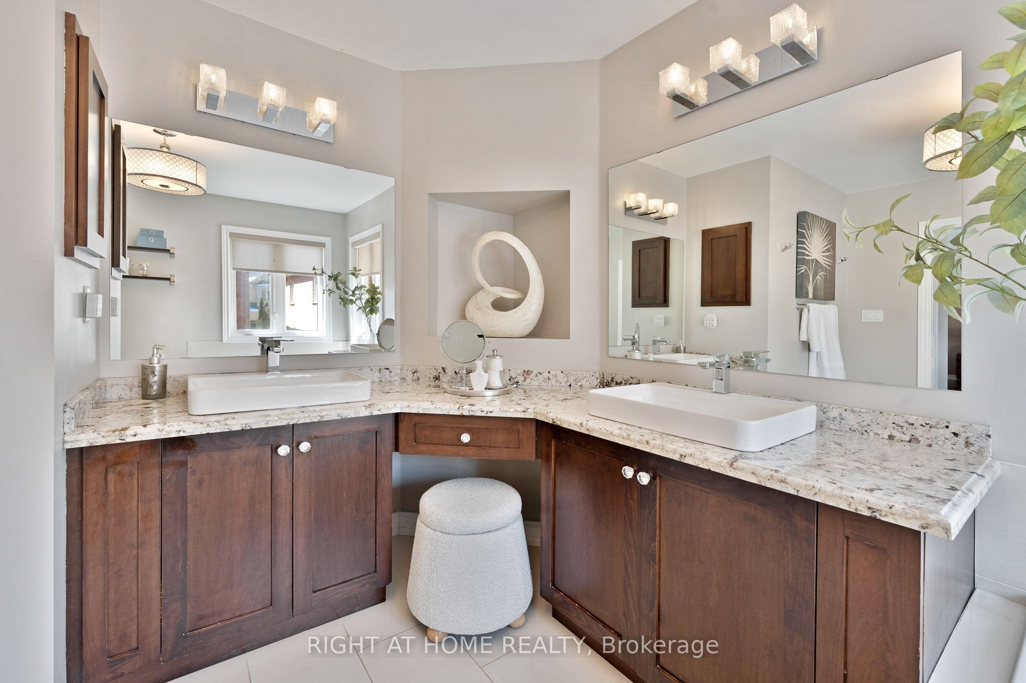 37 Newbridge Avenue Property Photo 44