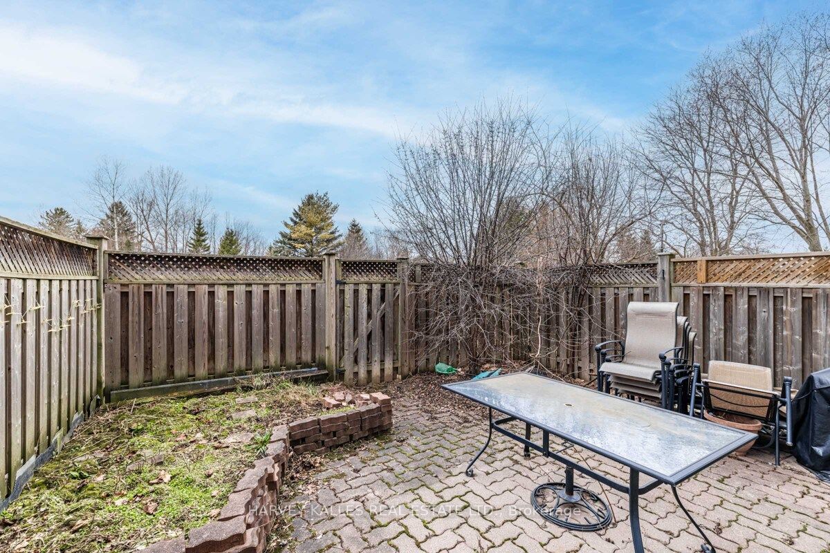 82 Poplar Crescent Property Photo 14