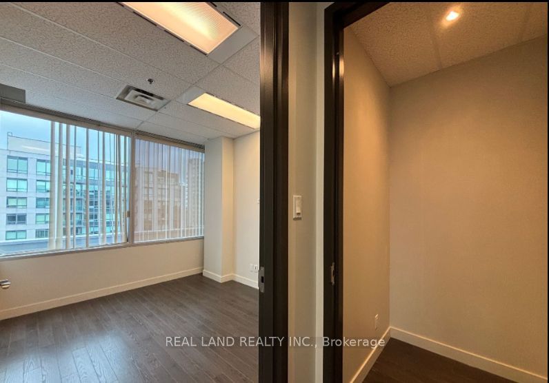 #506 - 3621 Highway 7 Property Photo 6