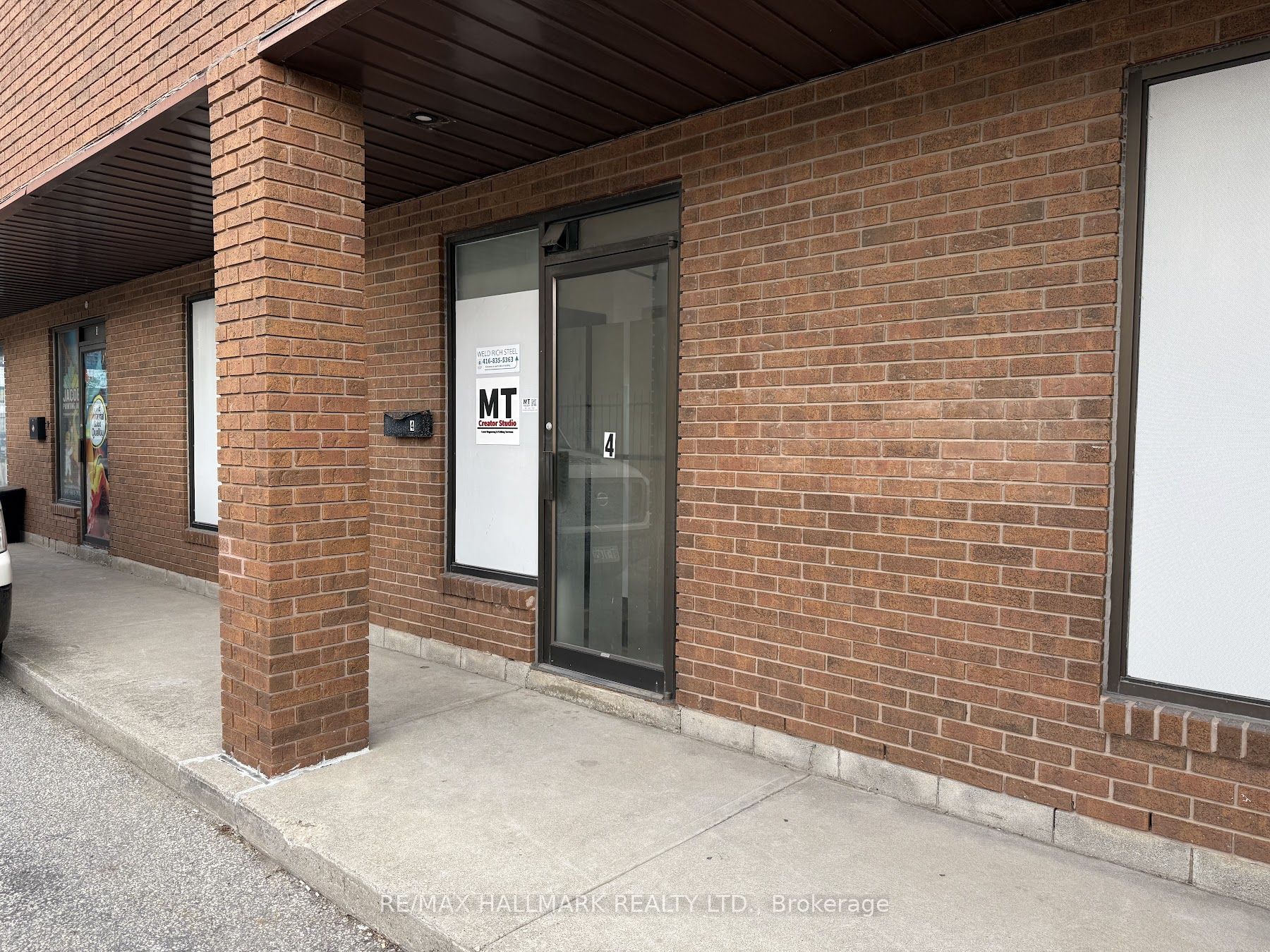#4 - 33 Peelar Road Property Photo 1