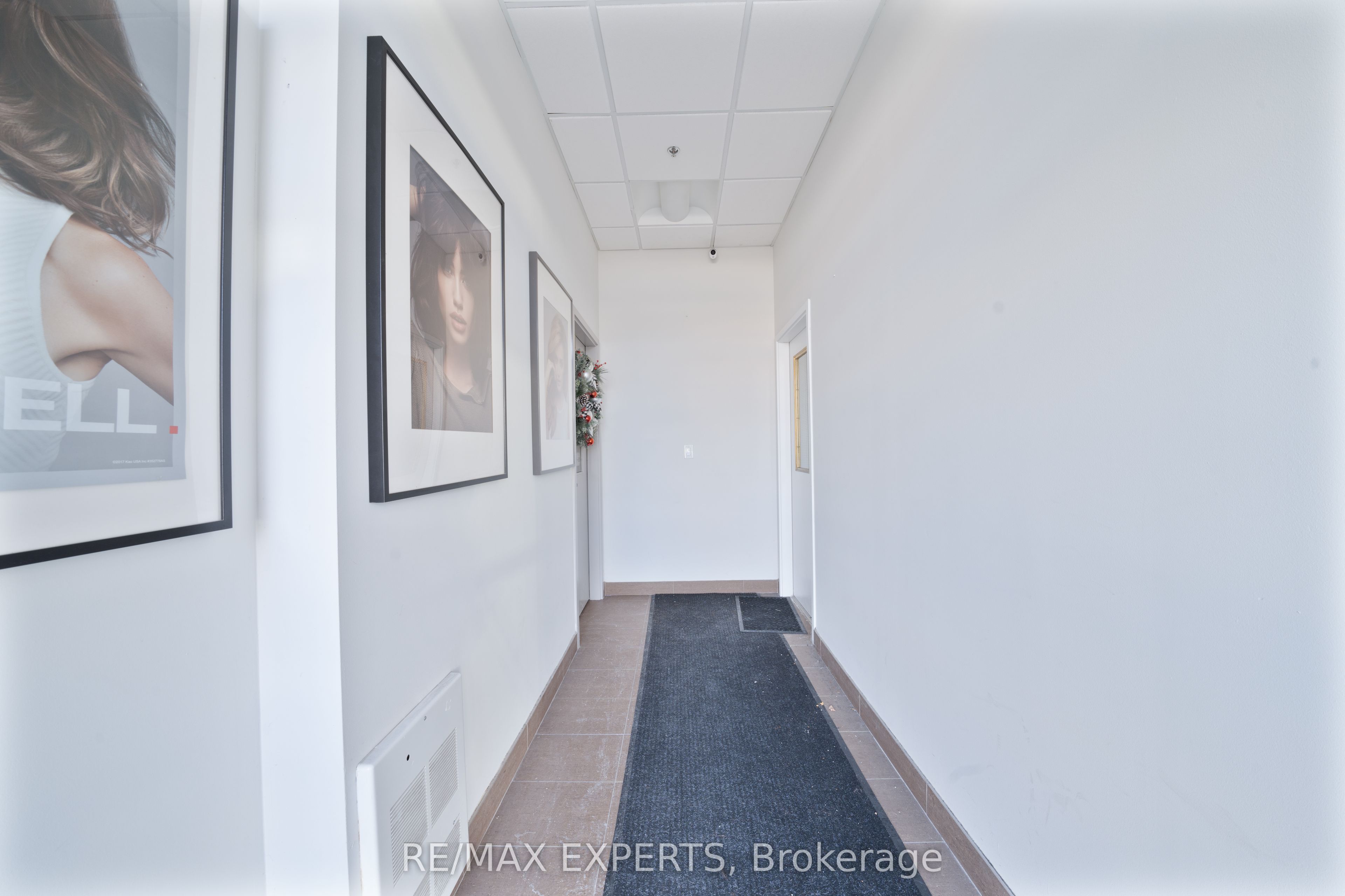 #3 - 7730 Kipling Avenue Property Photo 15