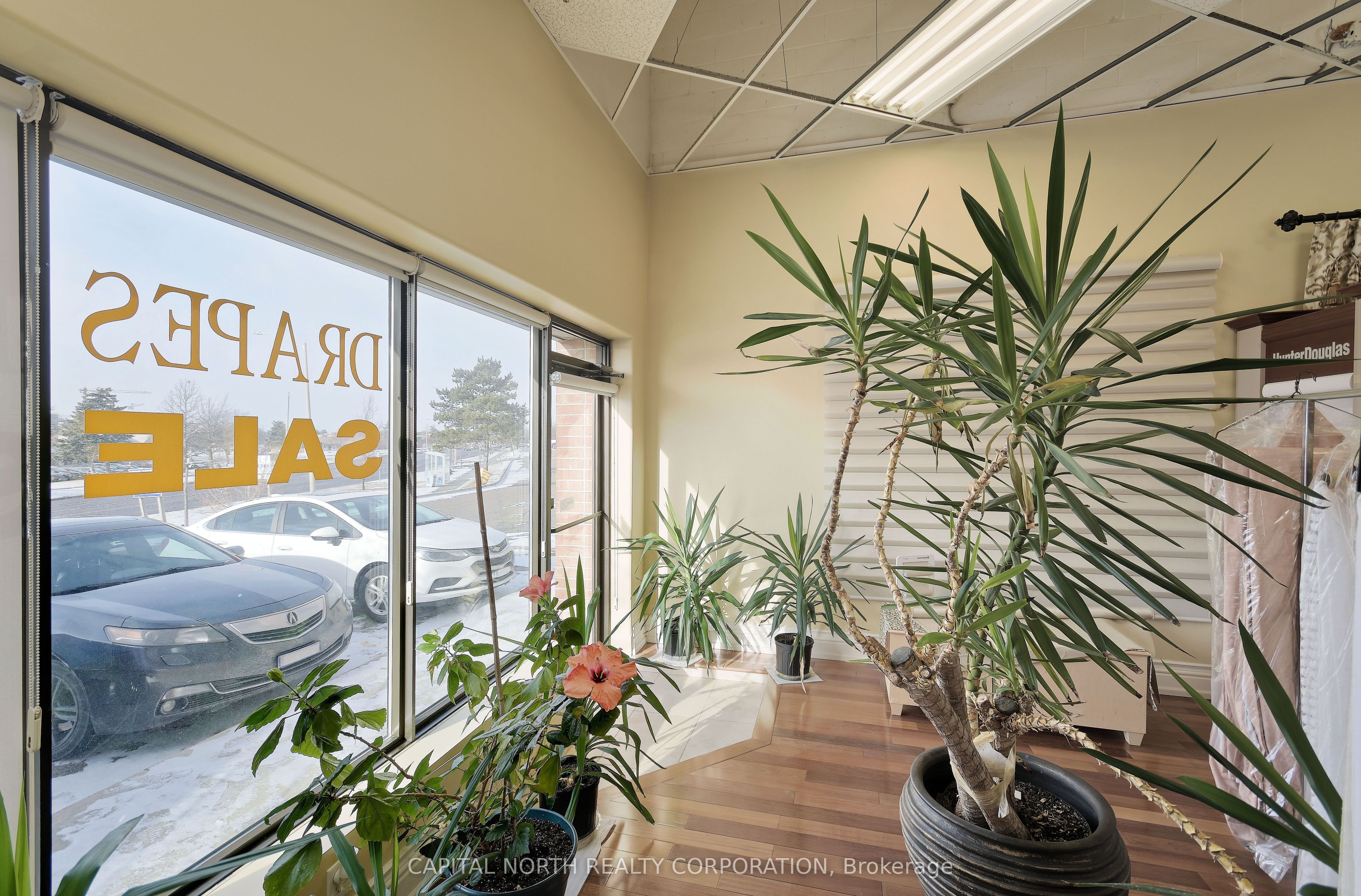 #21 - 4370 Steeles Avenue Property Photo 9