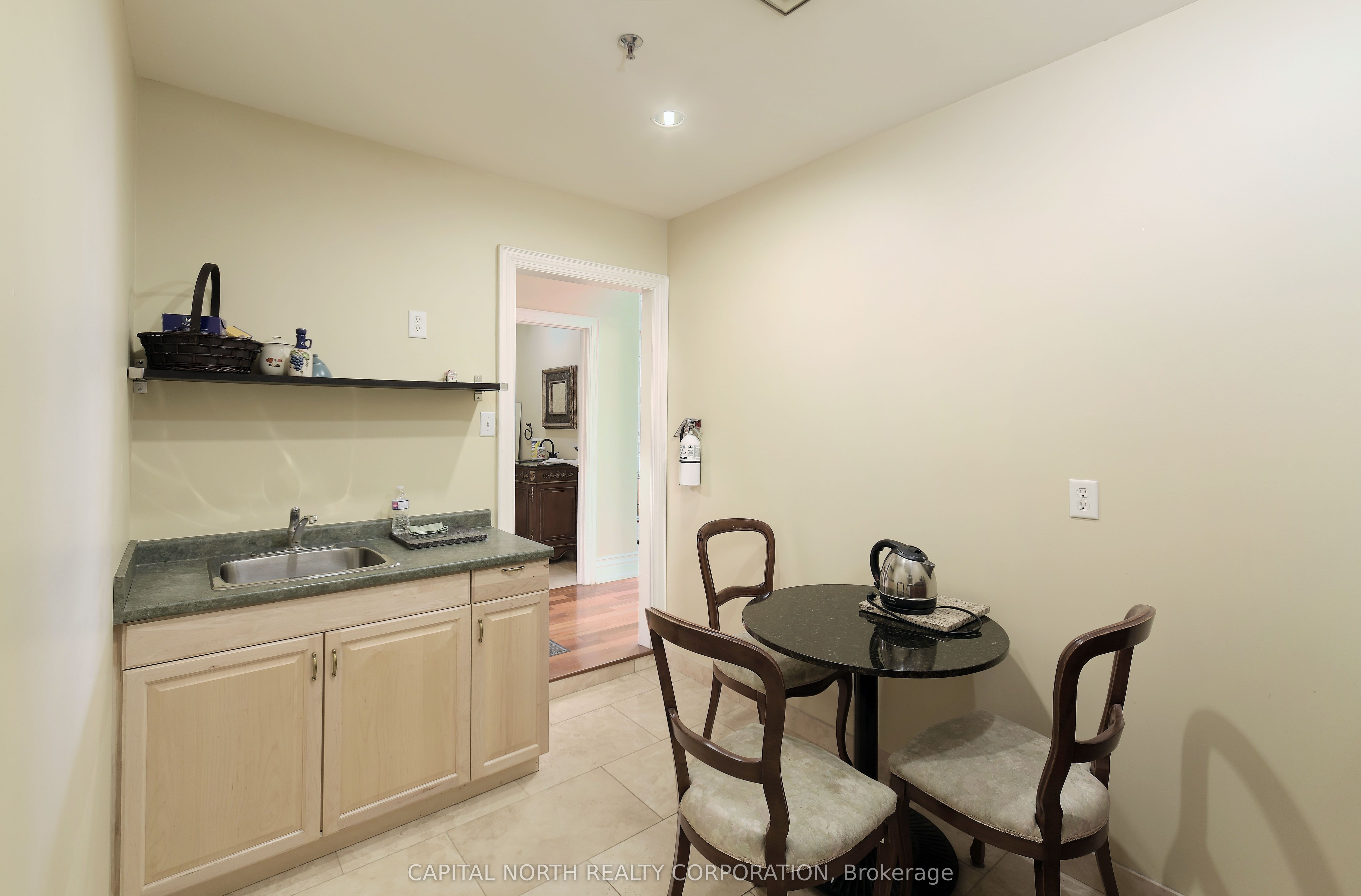 #21 - 4370 Steeles Avenue Property Photo 24
