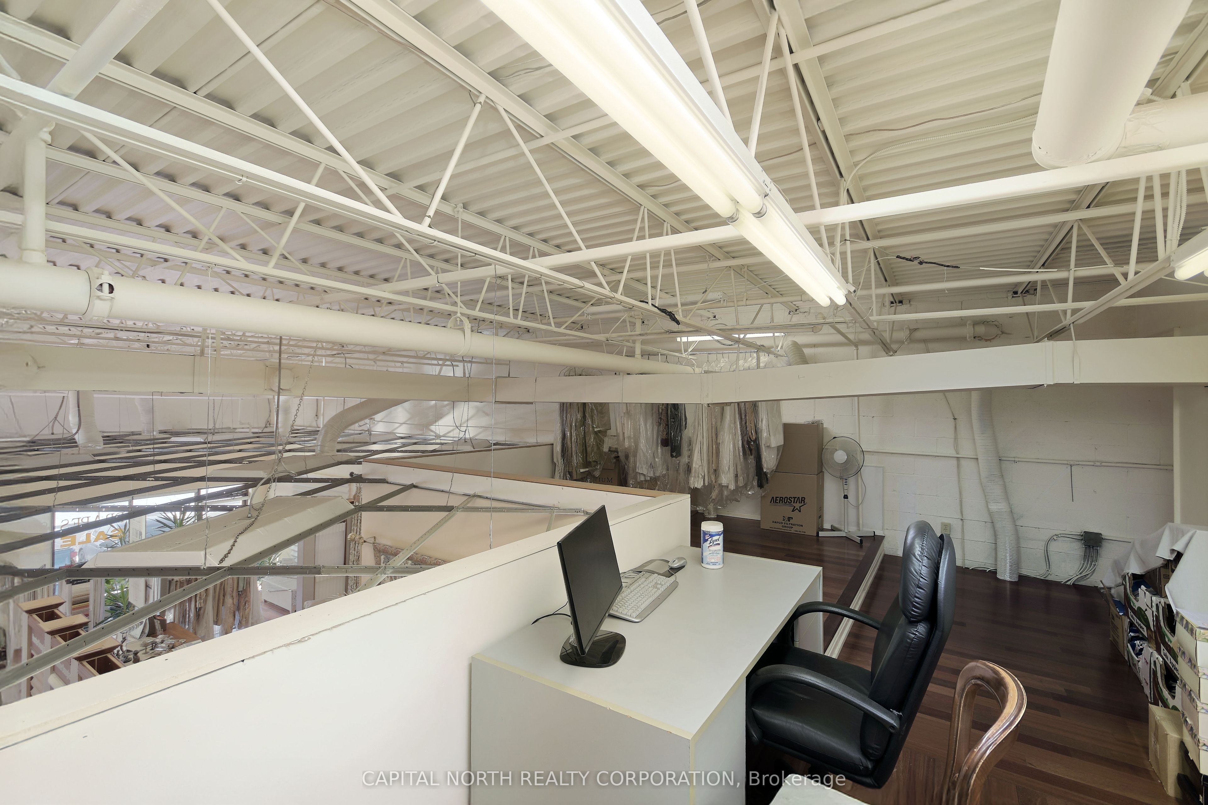 #21 - 4370 Steeles Avenue Property Photo 38