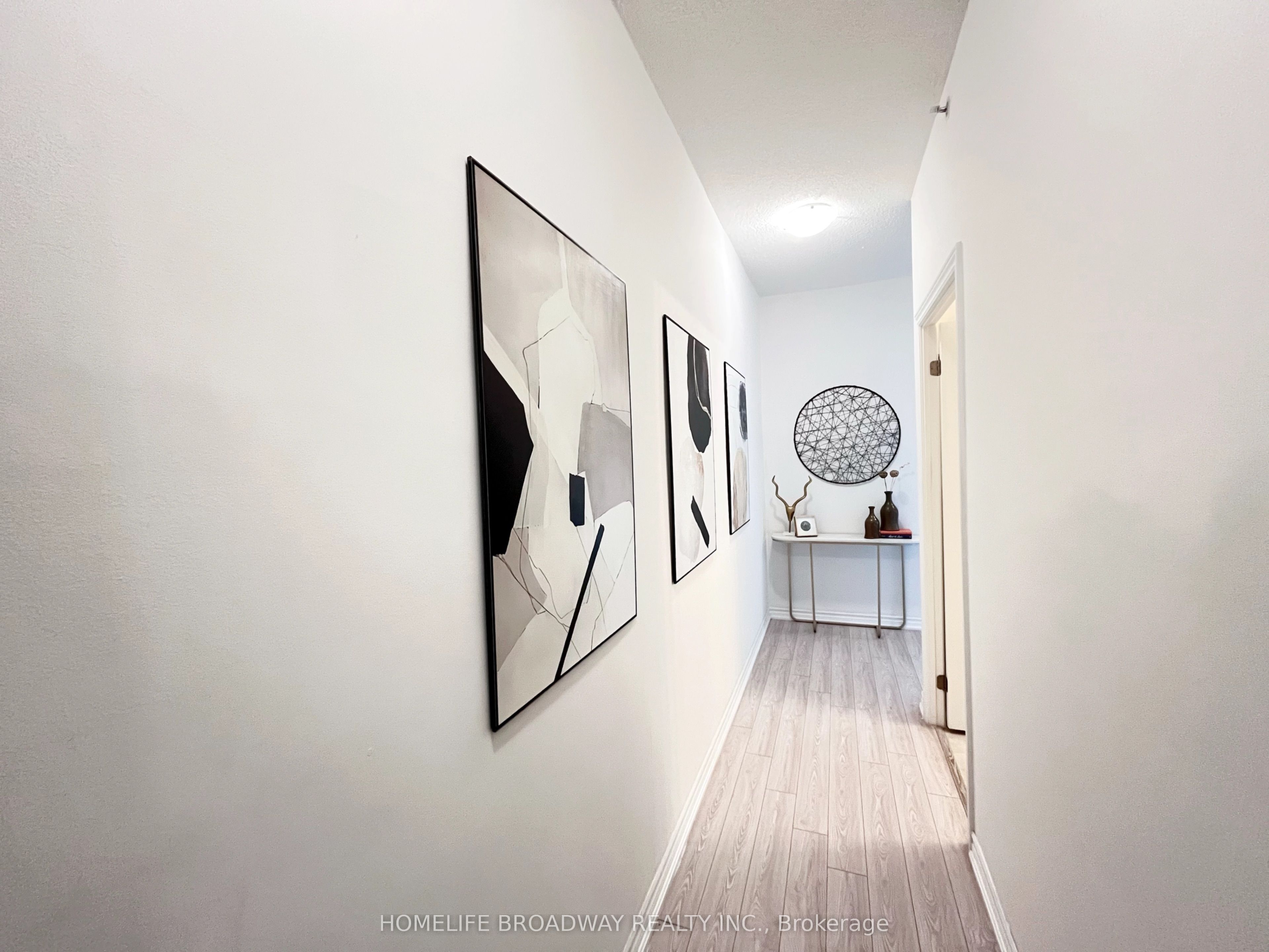 8323 Kennedy Road 706 Property Photo 2