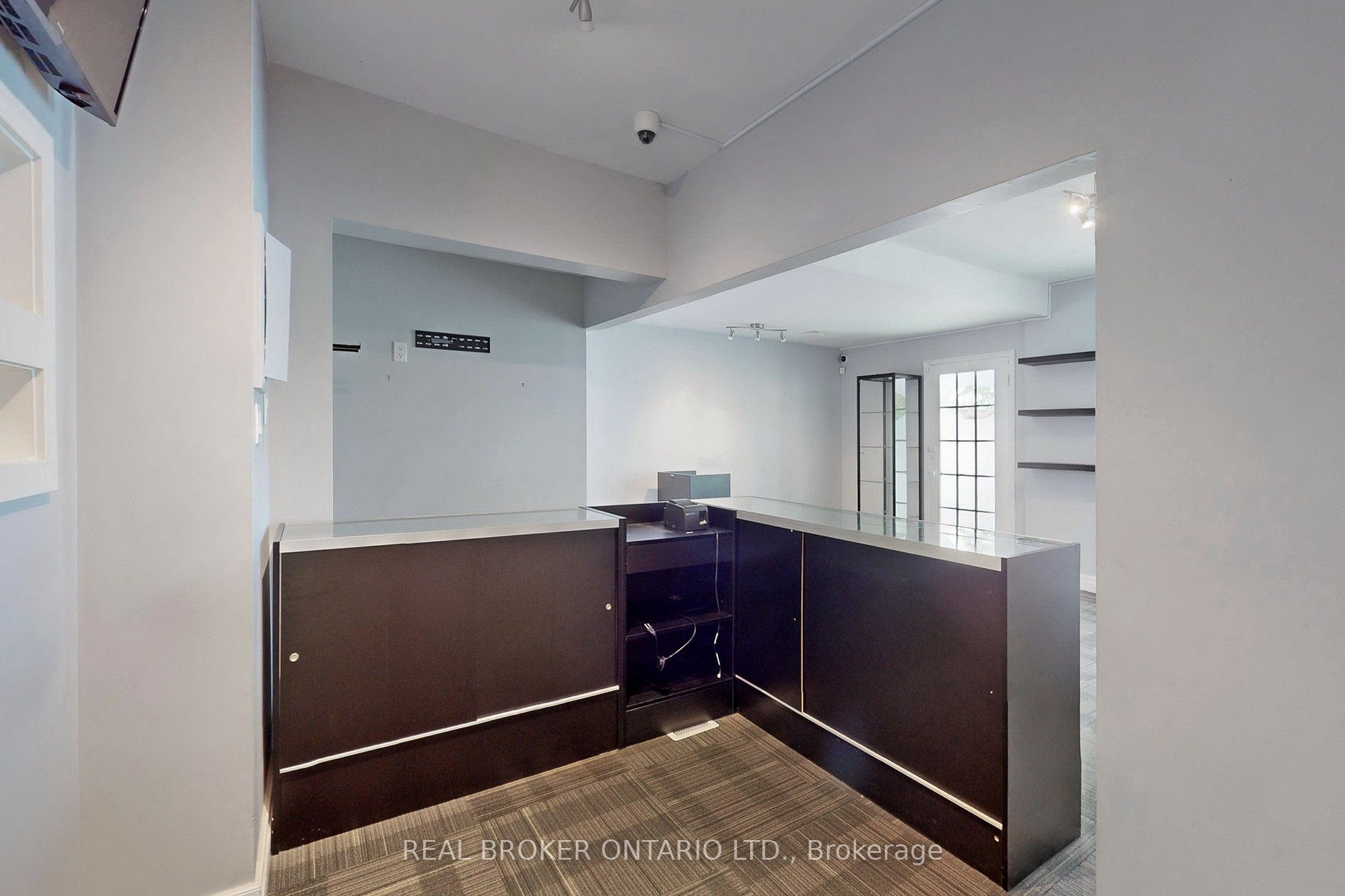 #1 - 24 Toronto Street Property Photo 4