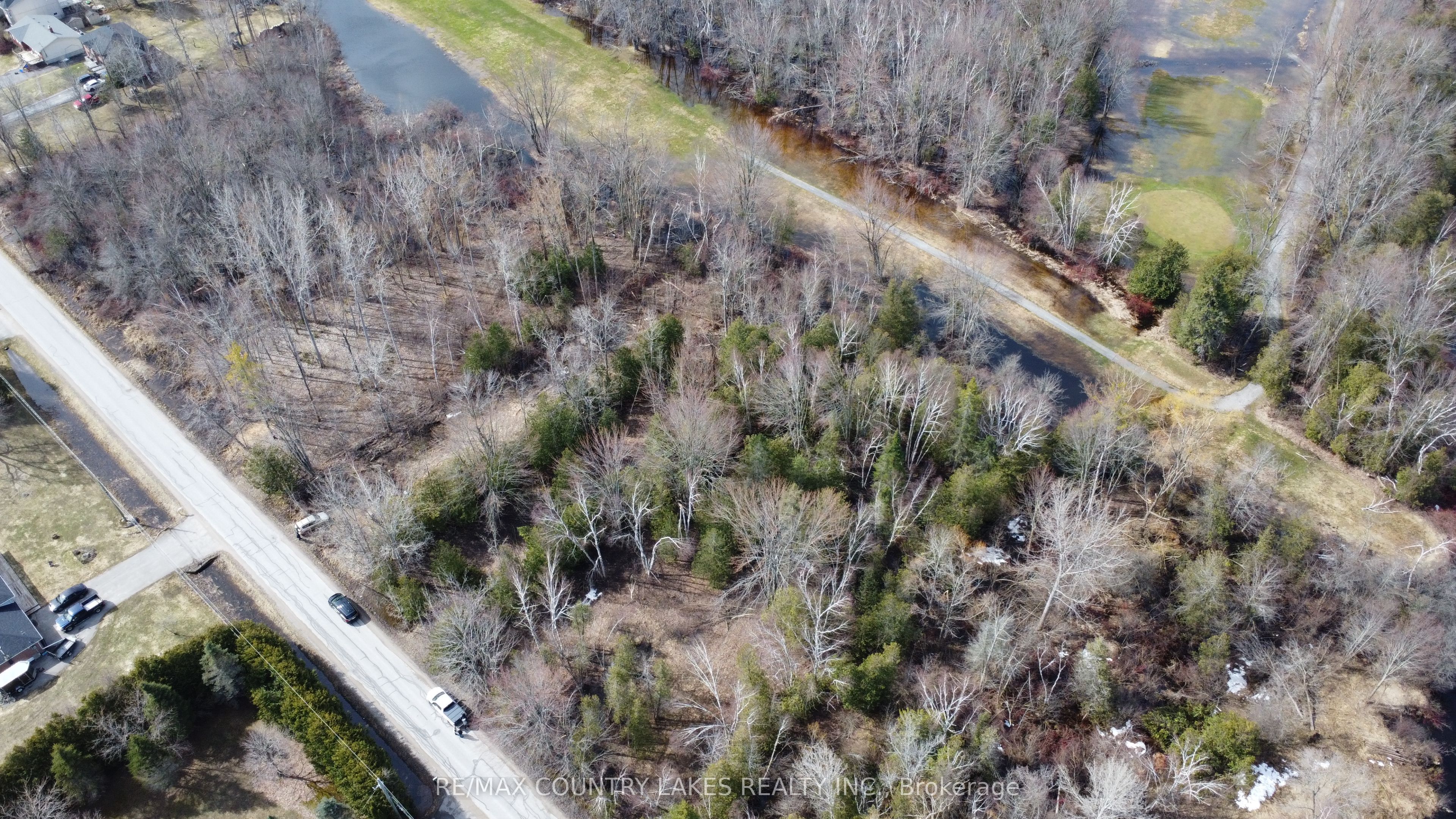 122-123 Riverview Beach Road Property Photo 2