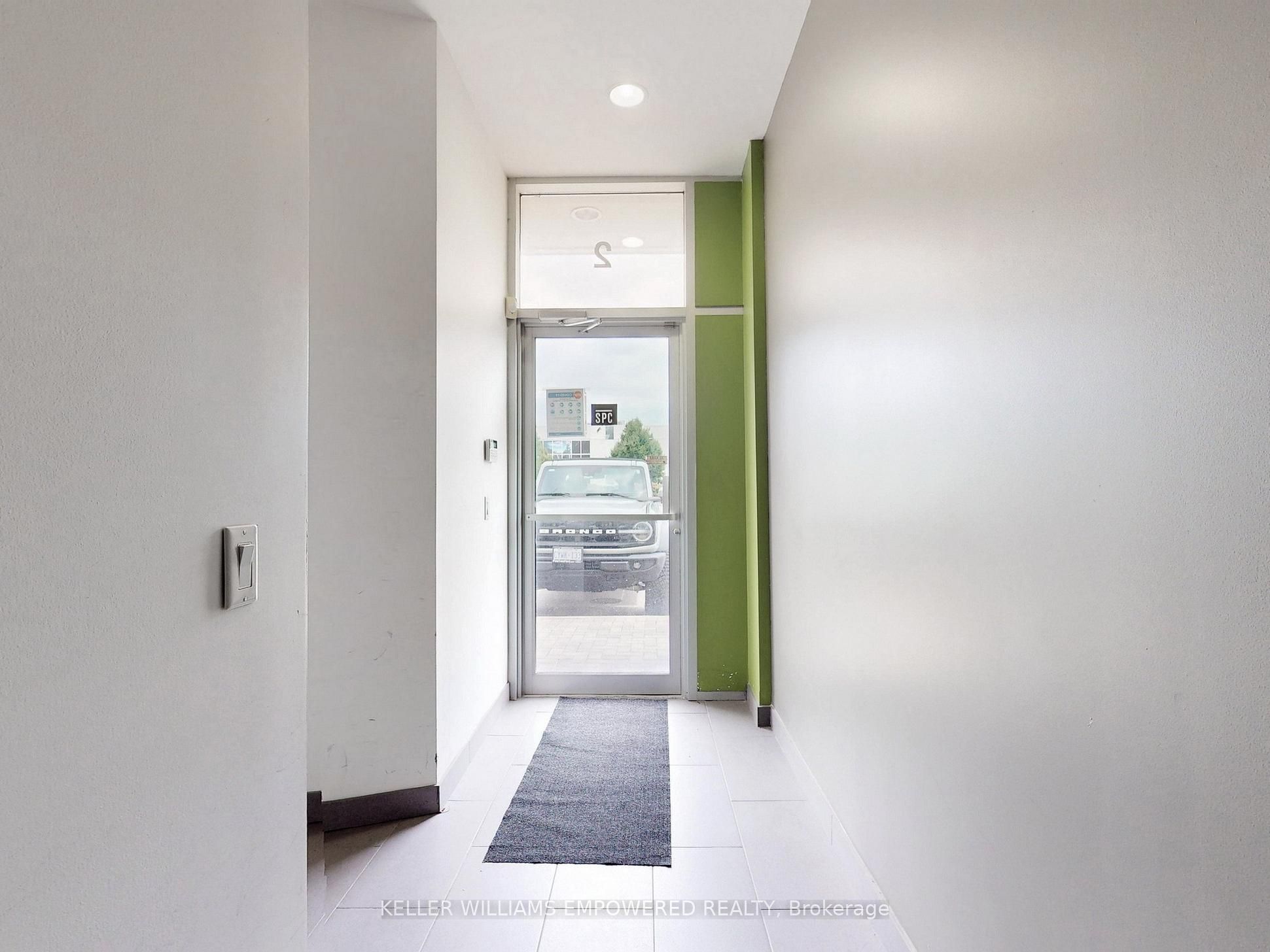 #1-upper - 999 Edgeley Boulevard Property Photo 6