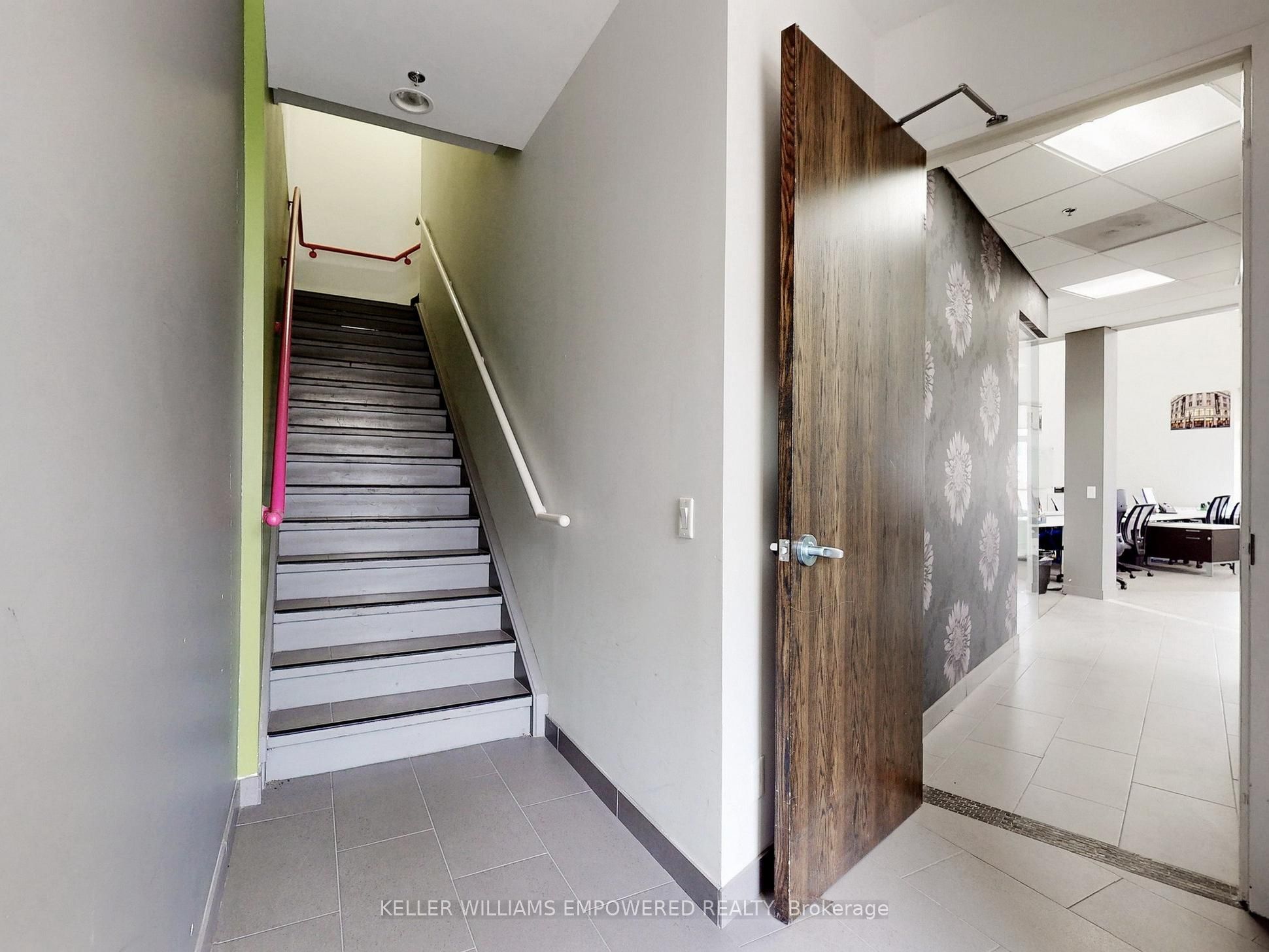 #1-upper - 999 Edgeley Boulevard Property Photo 7