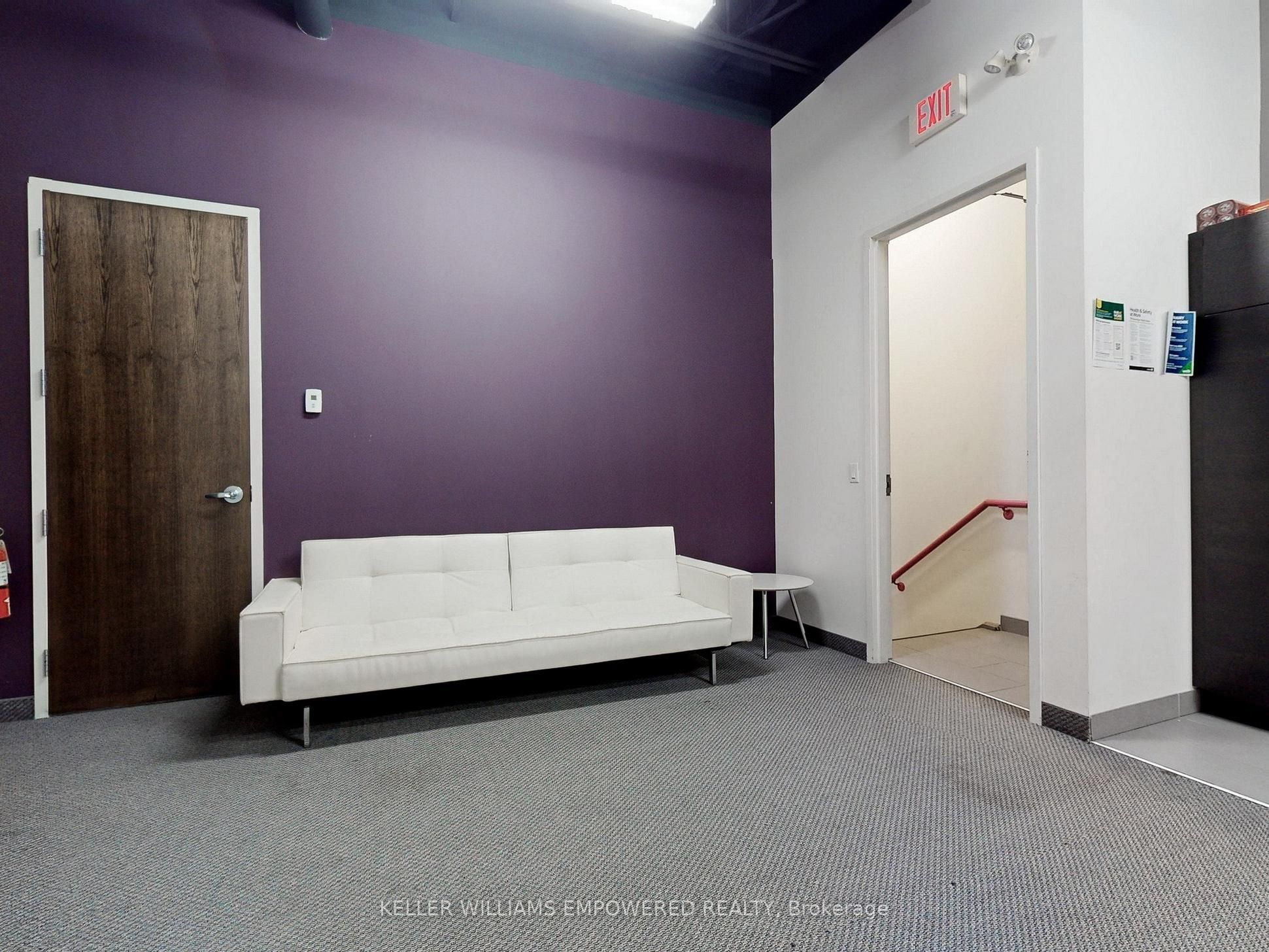 #1-upper - 999 Edgeley Boulevard Property Photo 11