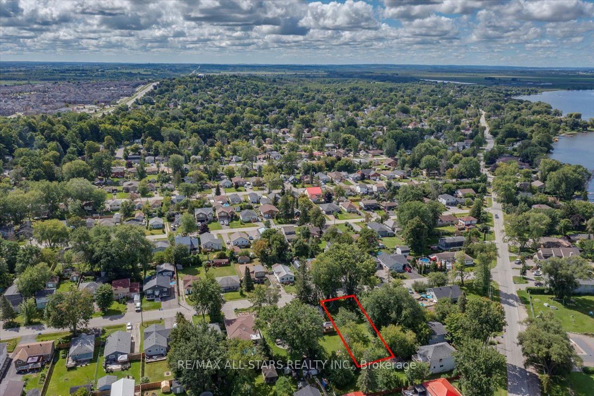 288 Woodycrest Ave Property Photo 16