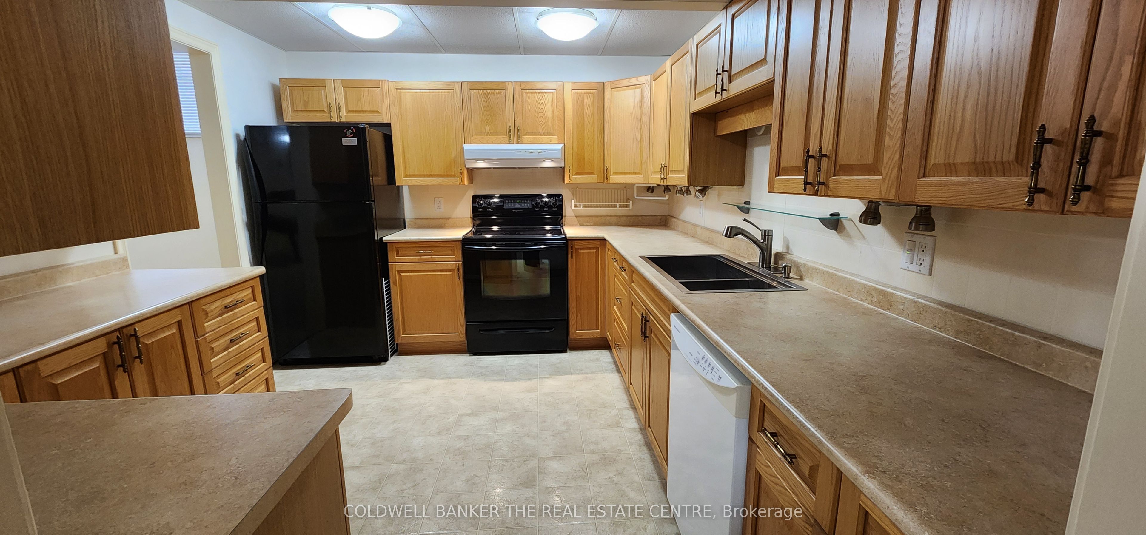 #Lower - 5164 10th Line Property Photo 1