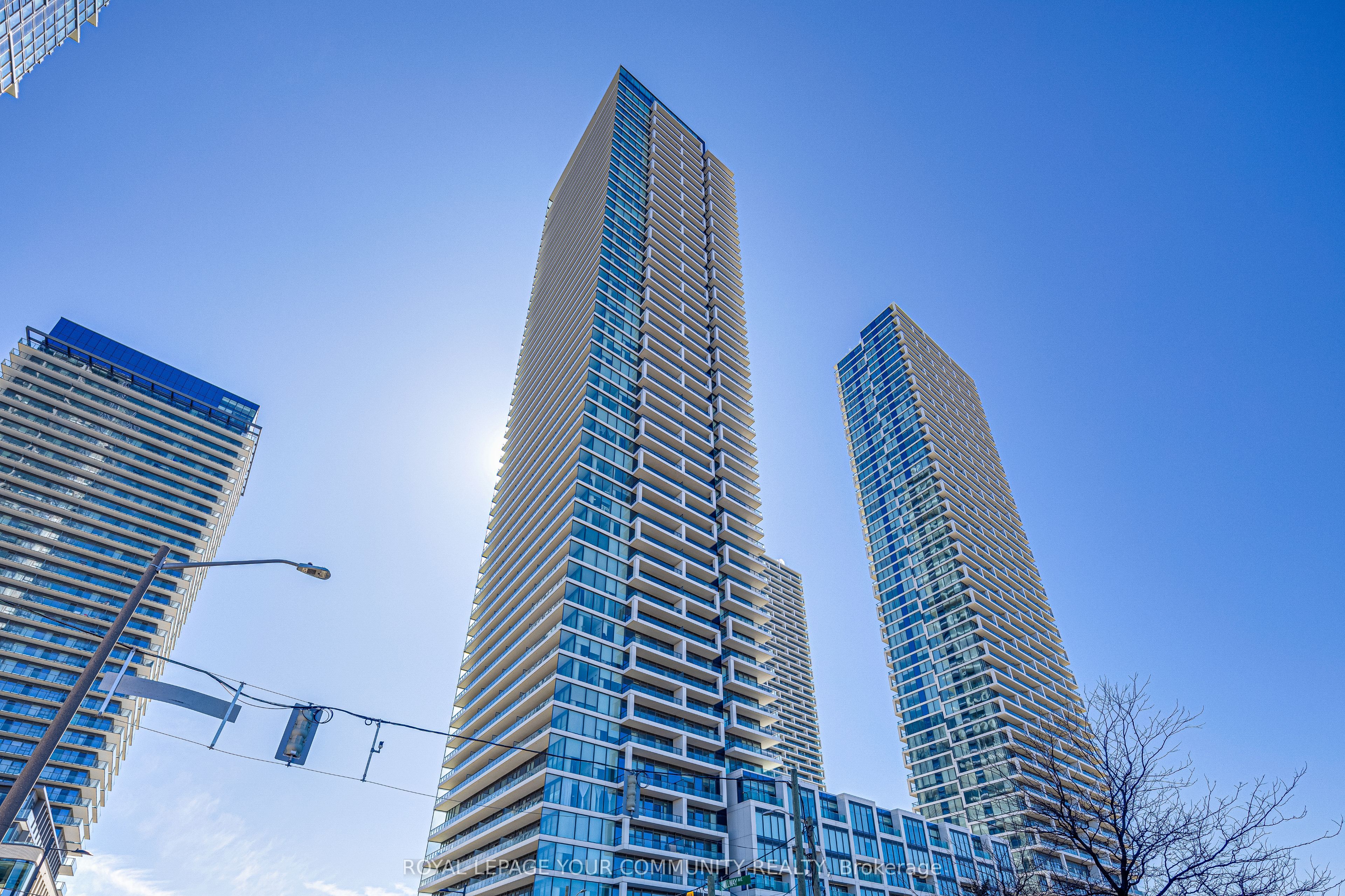 #3912 - 950 Portage Parkway Property Photo