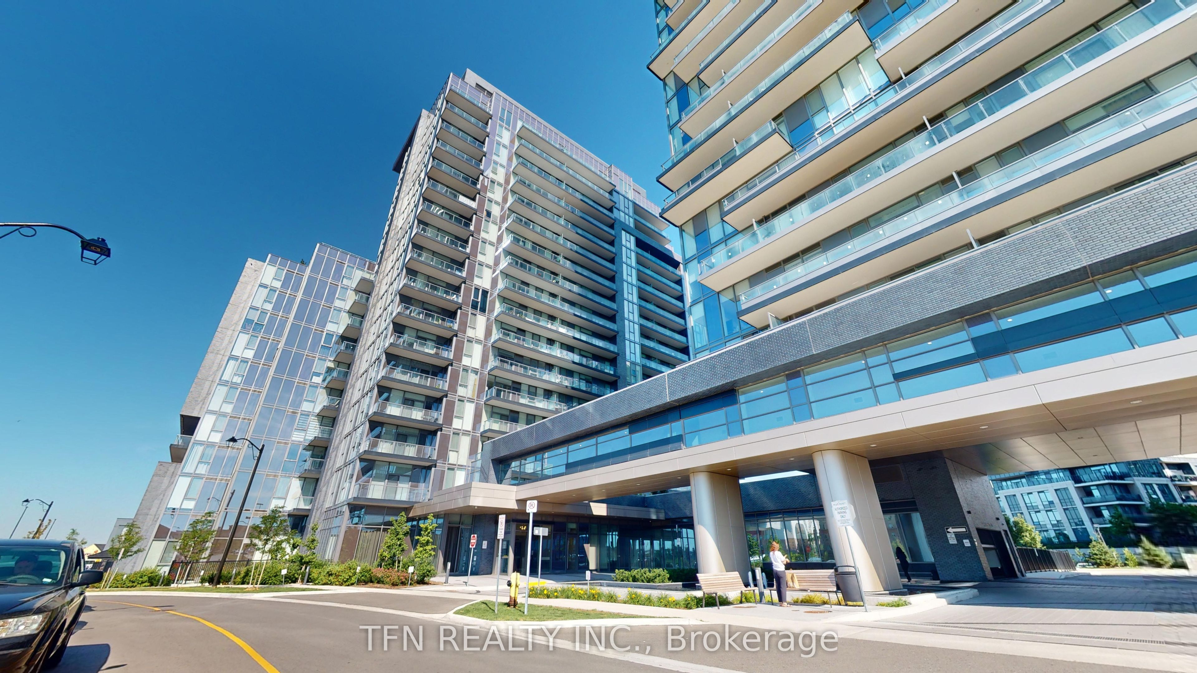 #209 - 10 Gatineau Drive Property Photo 1