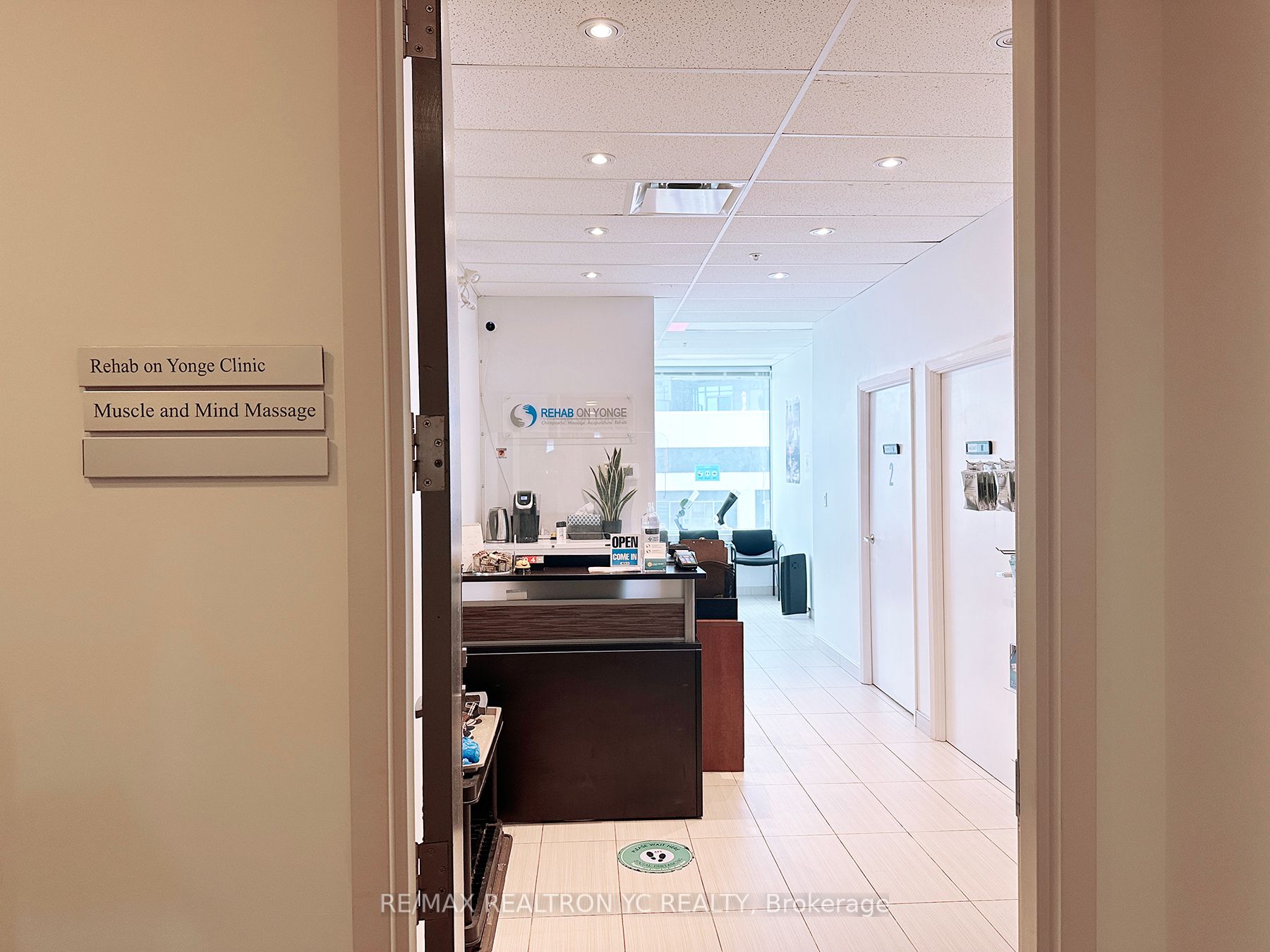 #307 - 7191 Yonge Street Property Photo 5