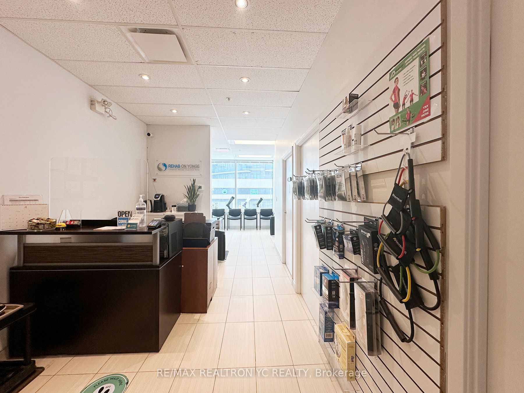 #307 - 7191 Yonge Street Property Photo 6