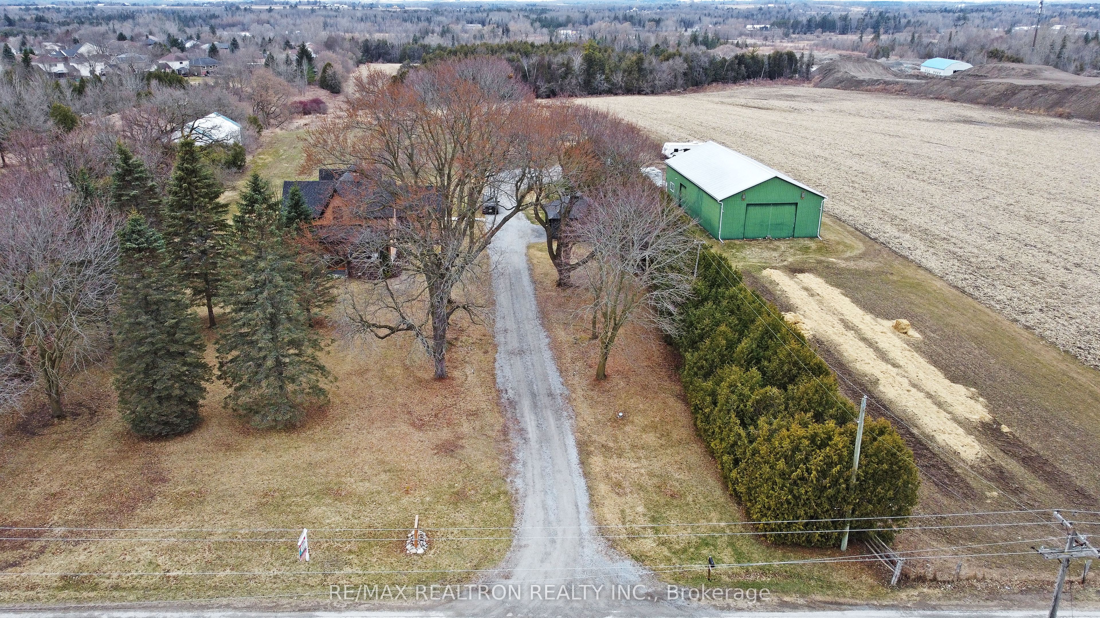19572 Centre Street Property Photo 44
