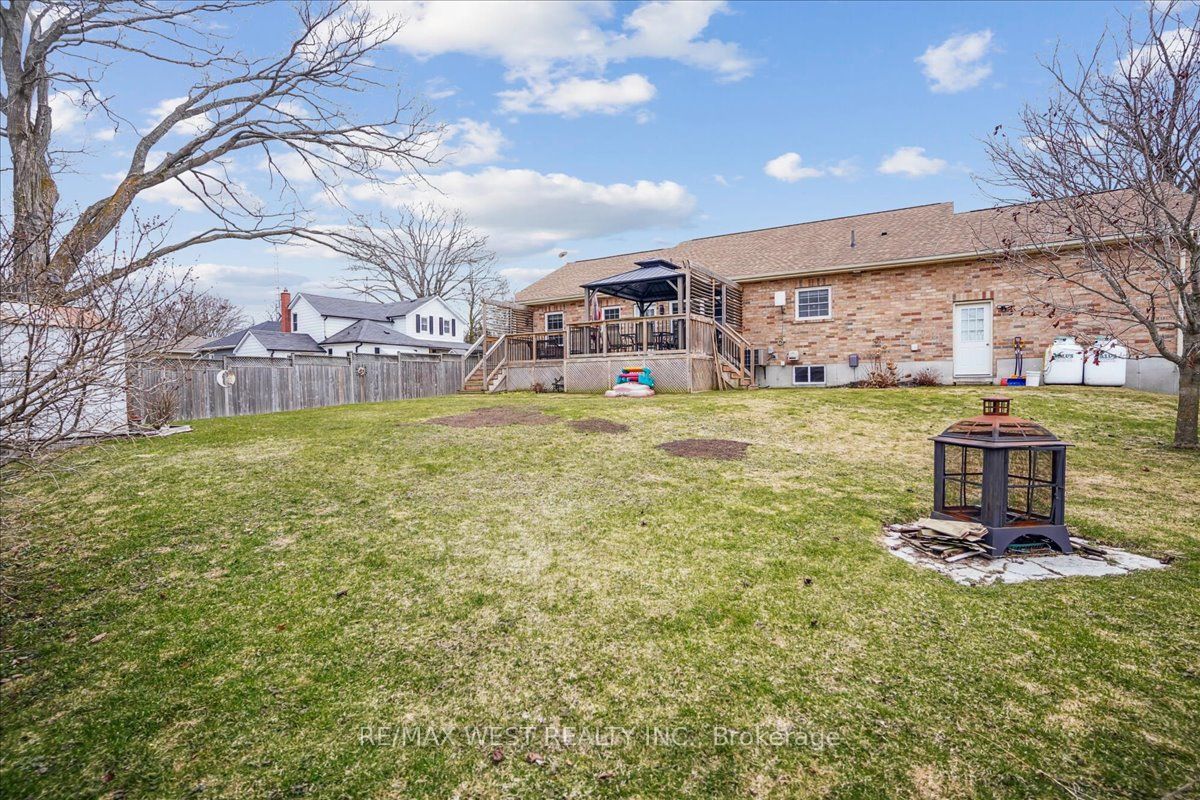 390 Sandford Road Property Photo 20