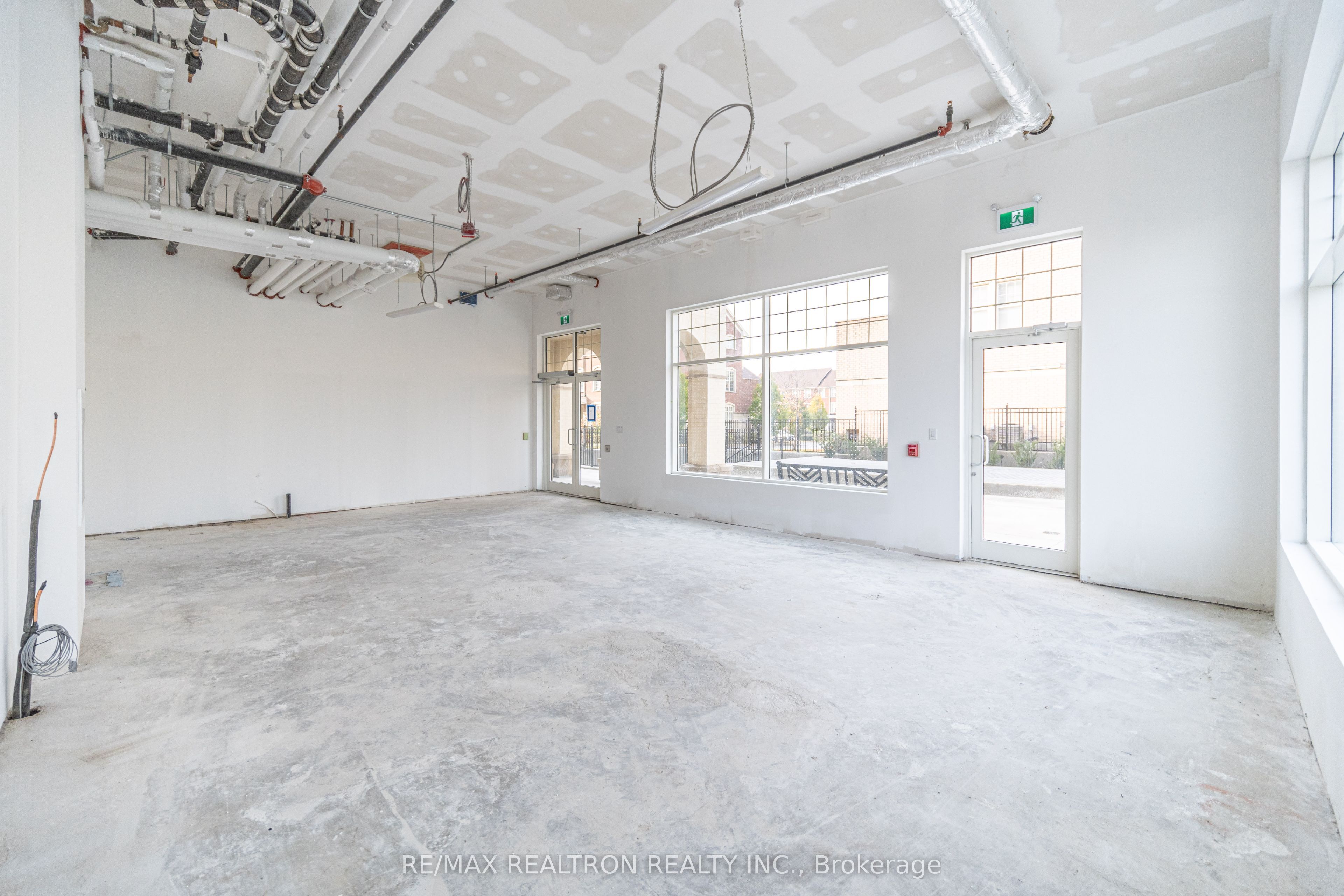 #unit #2 - 101 Cathedral High Street Property Photo 19