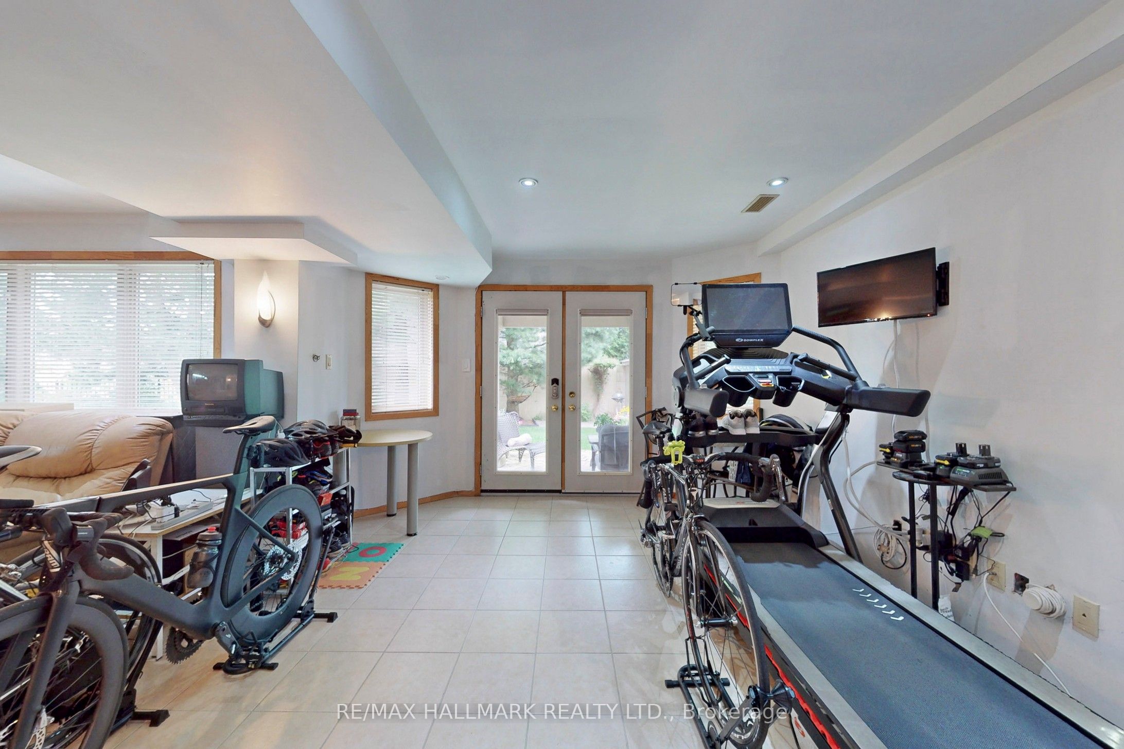 151 Nevada Crescent Property Photo 29