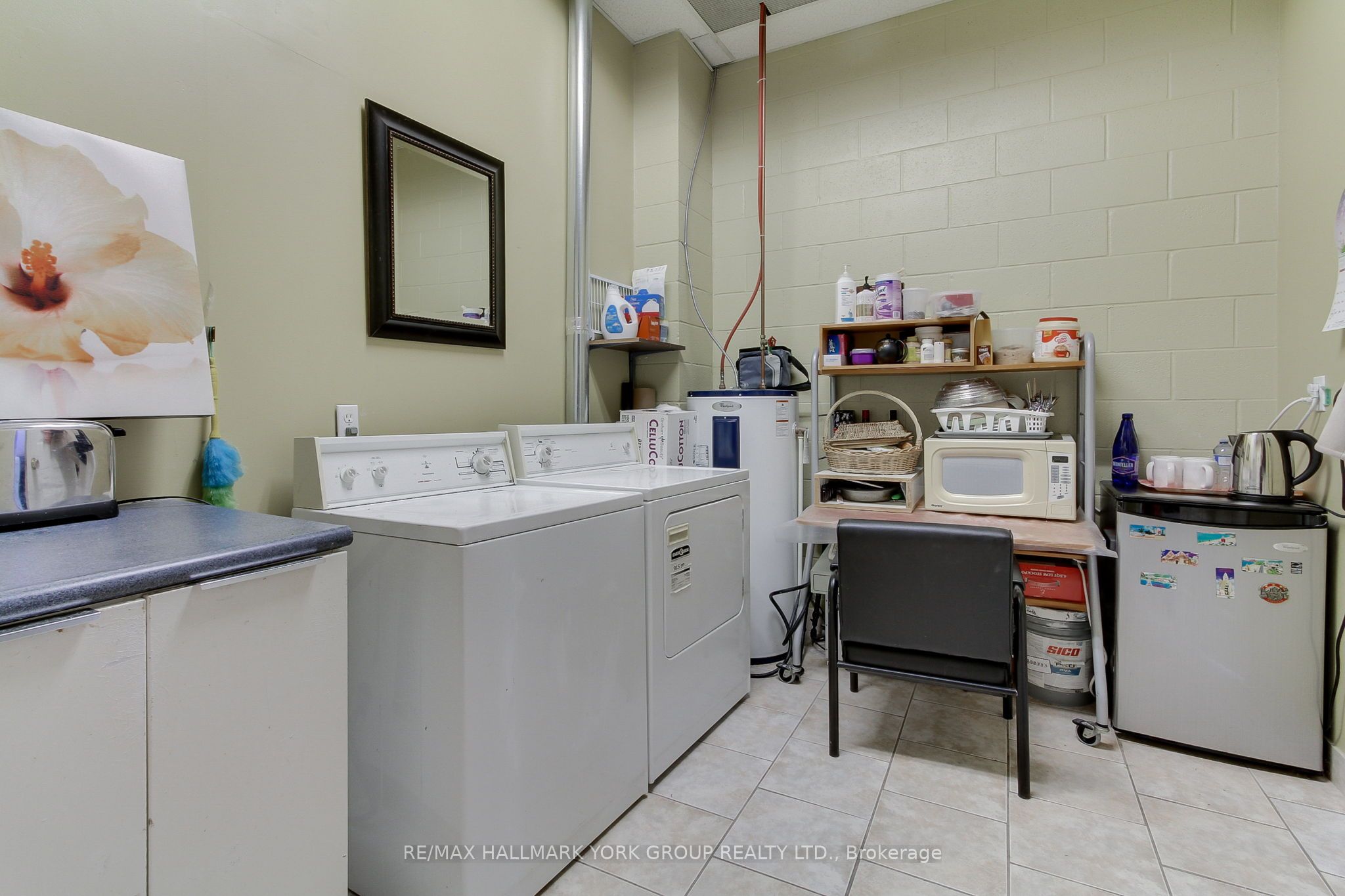 16700 Bayview Ave Property Photo 25
