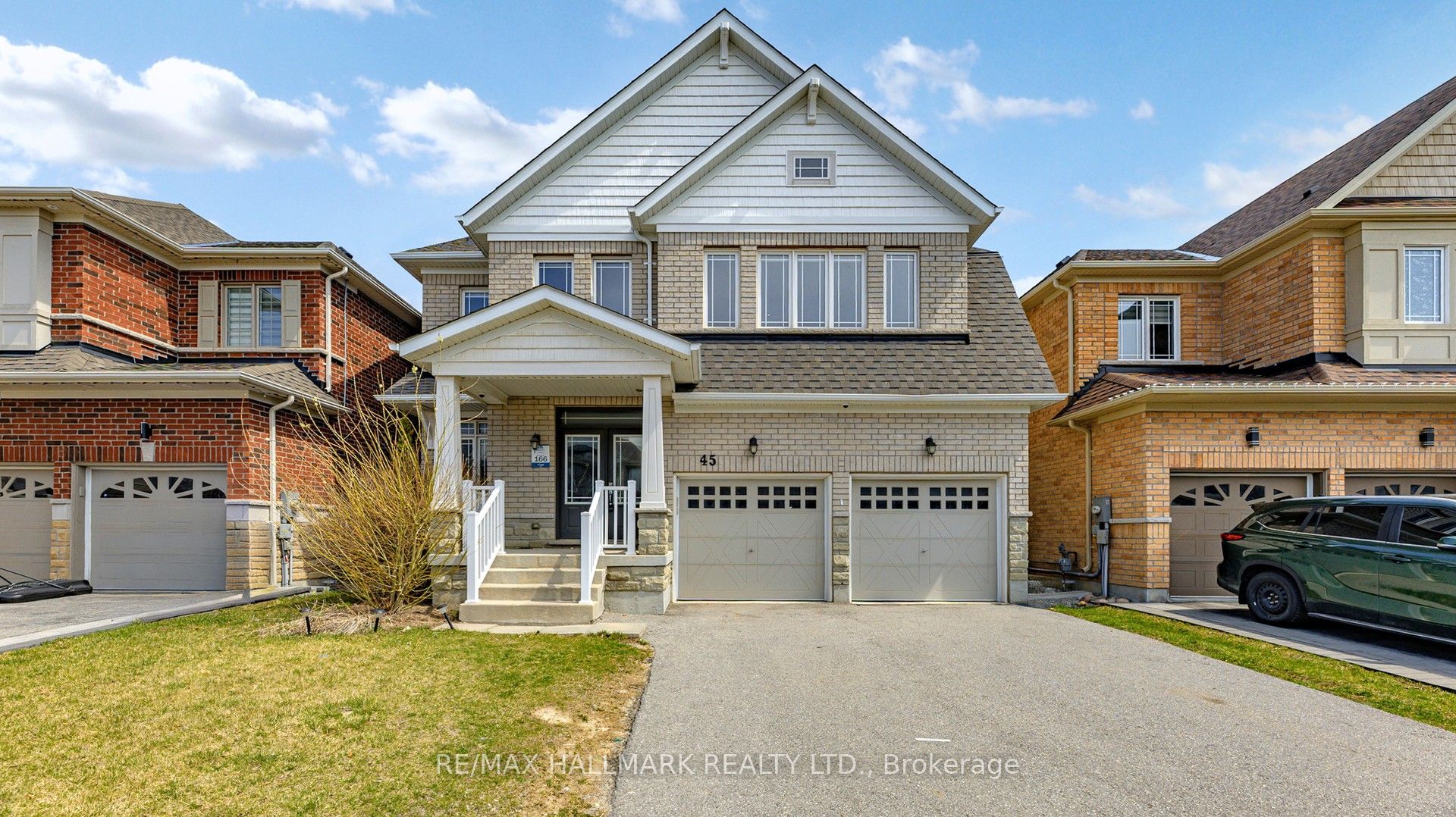 45 Romanelli Crescent Property Photo 1