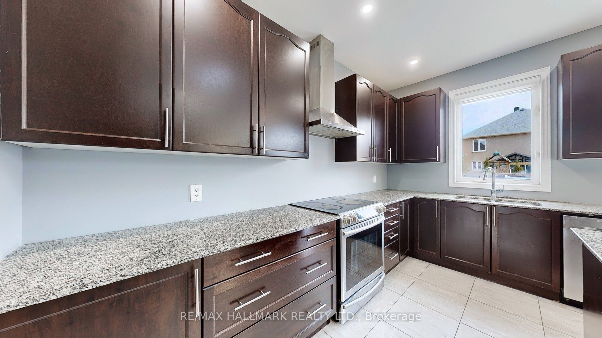 45 Romanelli Crescent Property Photo 11