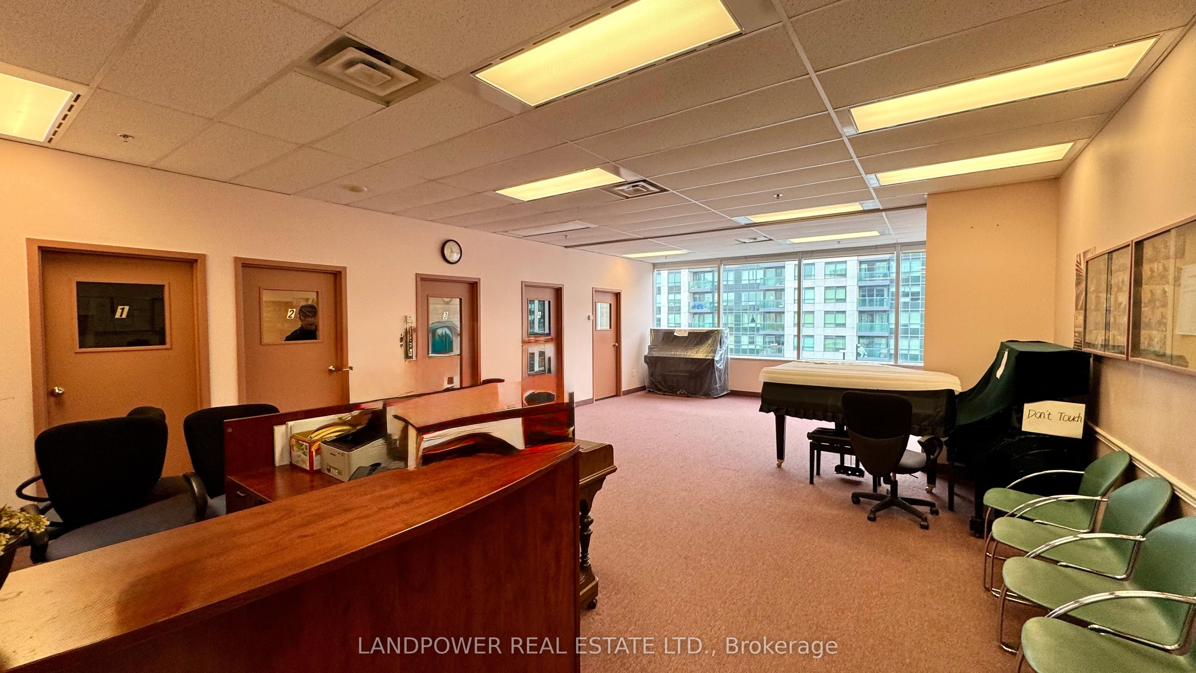 #309 - 3621 Highway 7 Property Photo 4