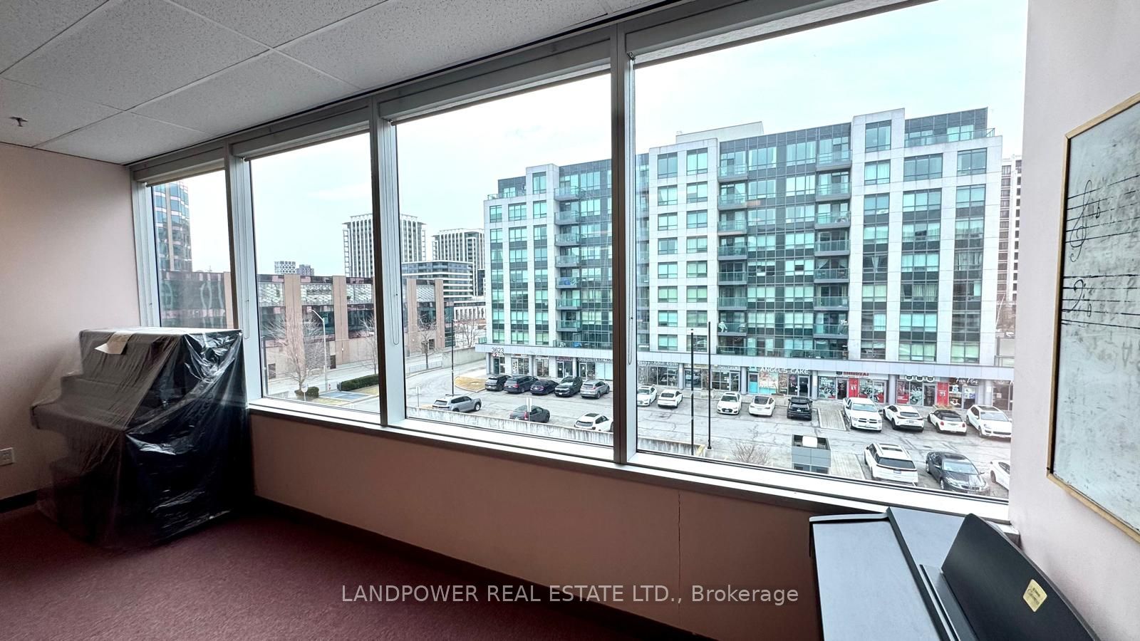 #309 - 3621 Highway 7 Property Photo 6