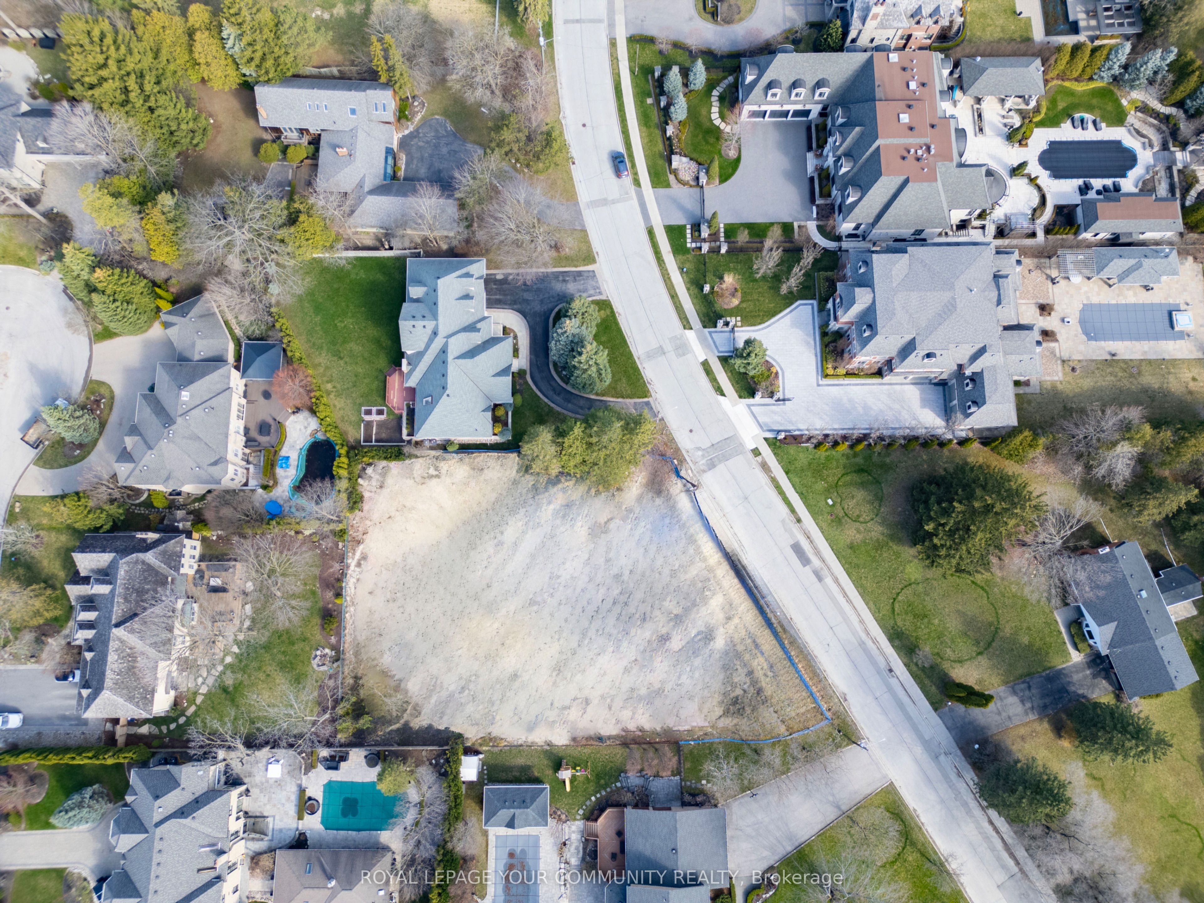 6 Maryvale Crescent Property Photo 2