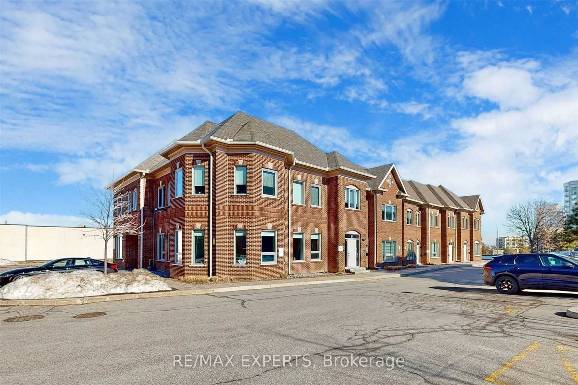 #18 (1st & 2nd Floor) - 30 Wertheim Court Property Photo 1