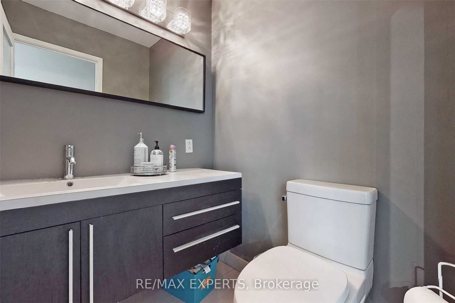 #18 (1st & 2nd Floor) - 30 Wertheim Court Property Photo 18