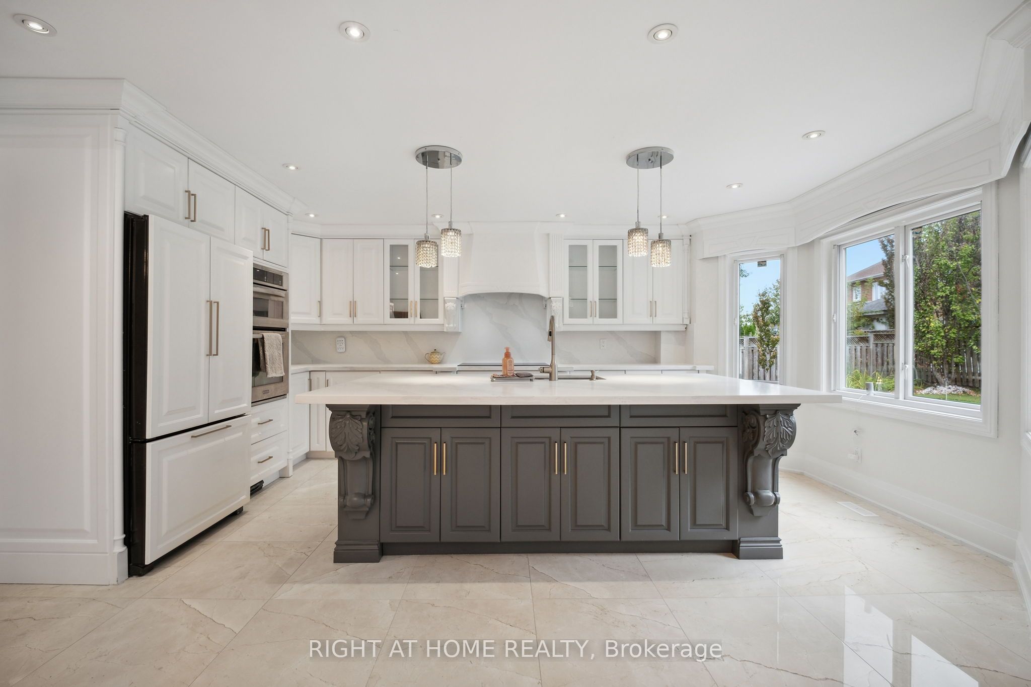 101 Woodgreen Drive Property Photo 10