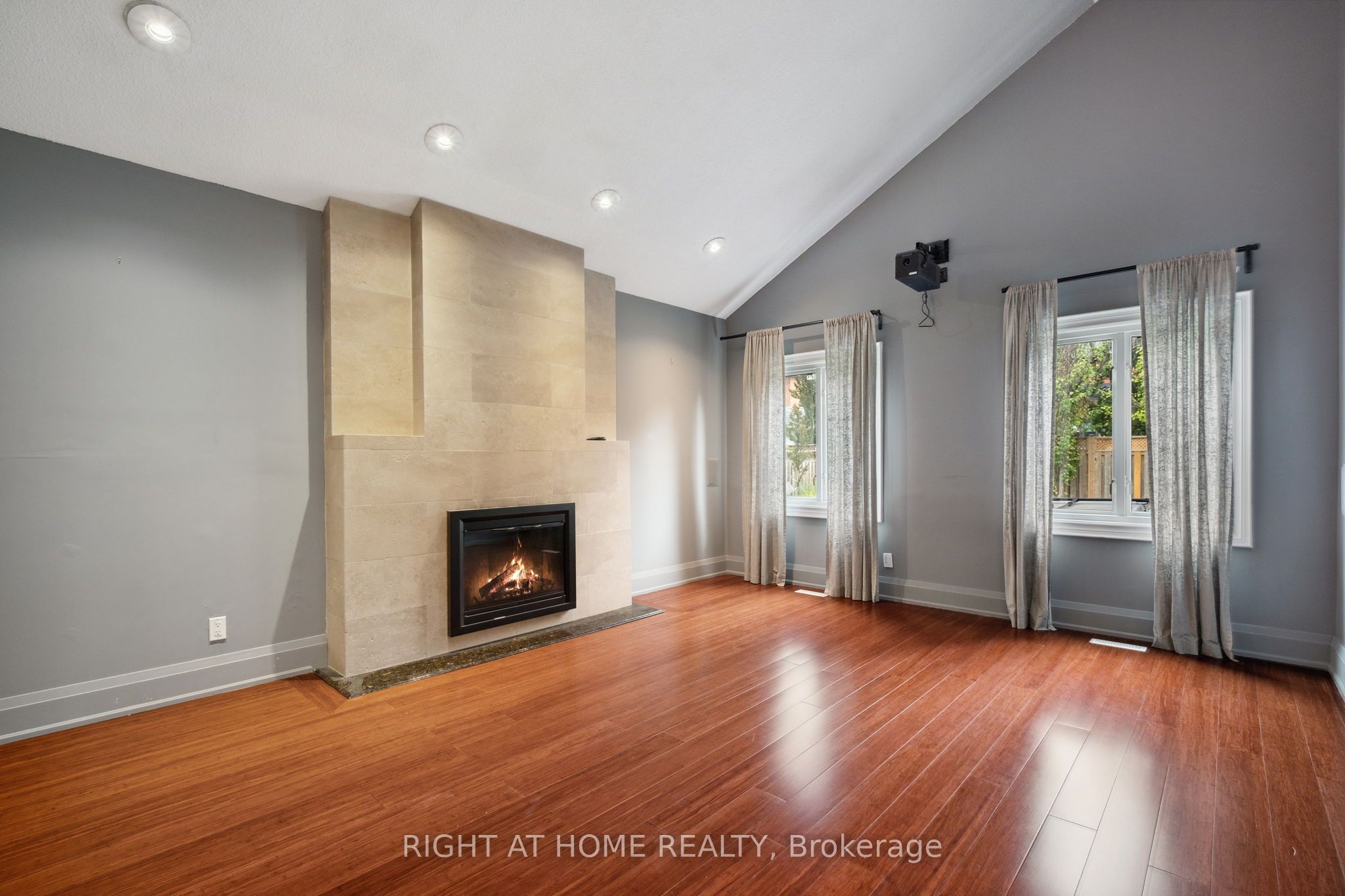 101 Woodgreen Drive Property Photo 15