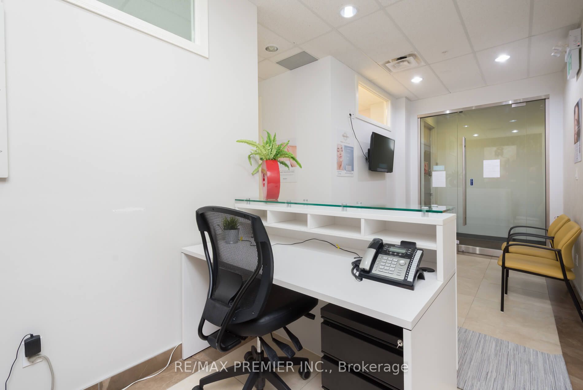 #1113 - 7191 Yonge Street Property Photo 8