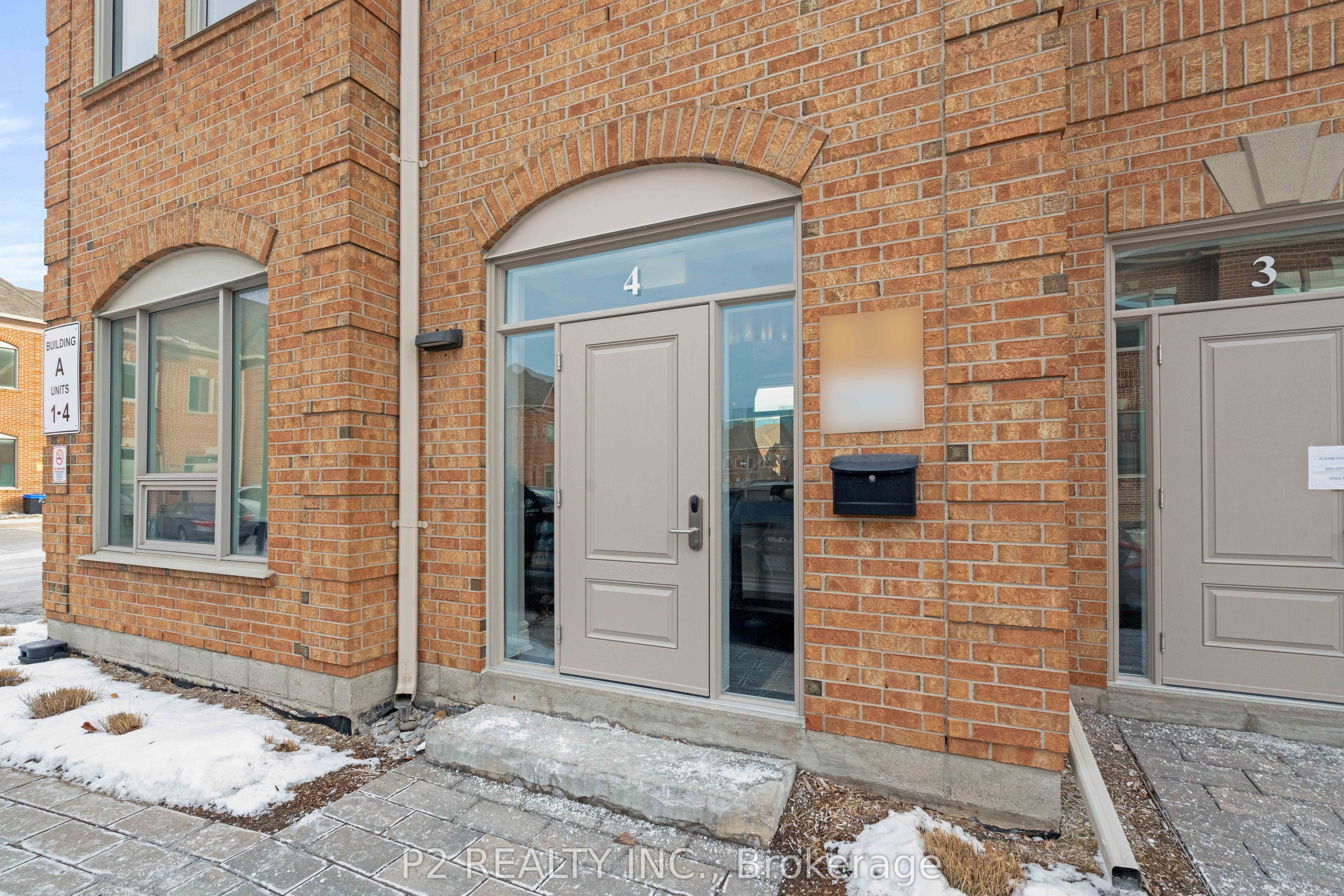 30 Wertheim Ct Property Photo 2