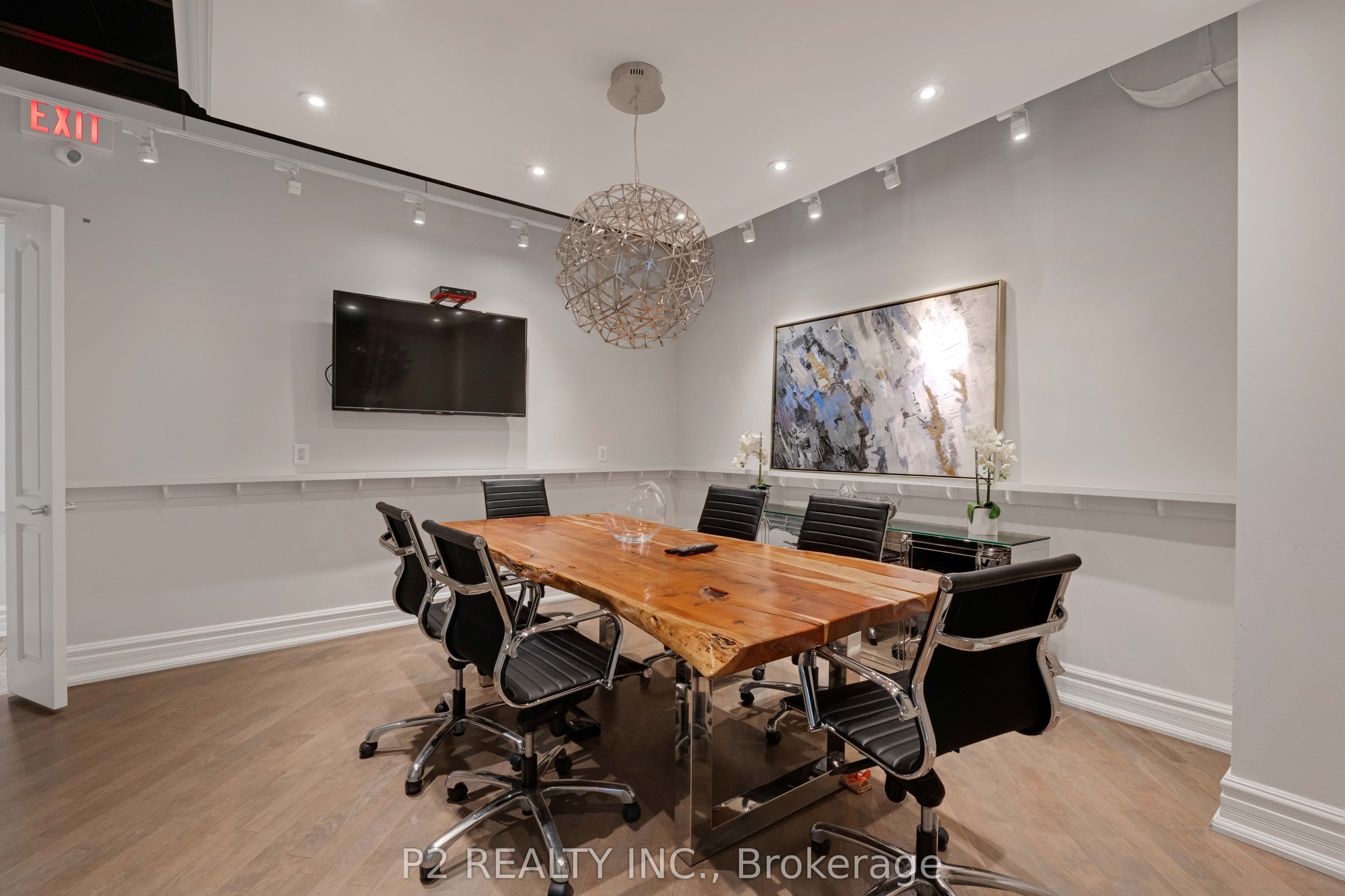 30 Wertheim Ct Property Photo 9