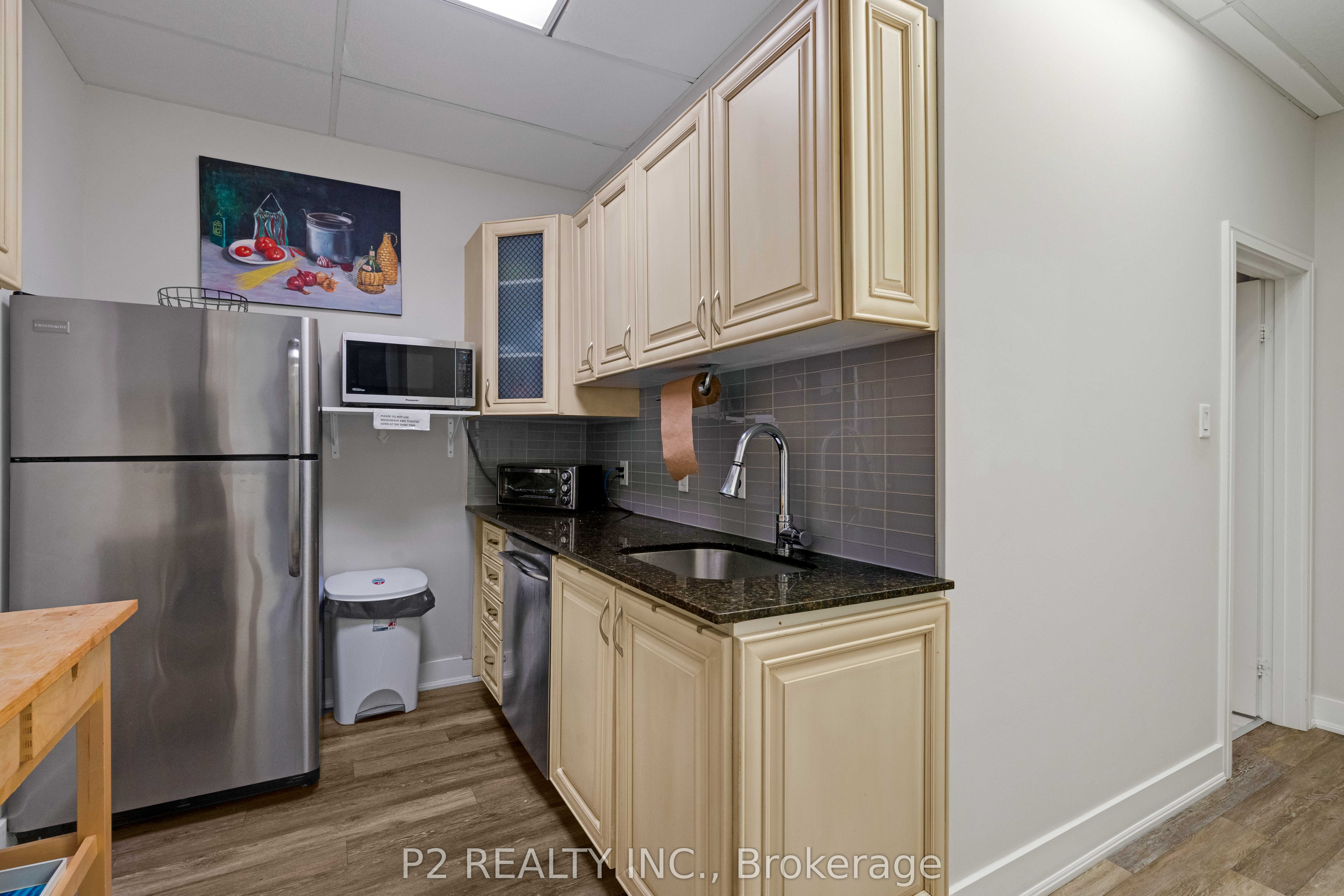 30 Wertheim Ct Property Photo 20