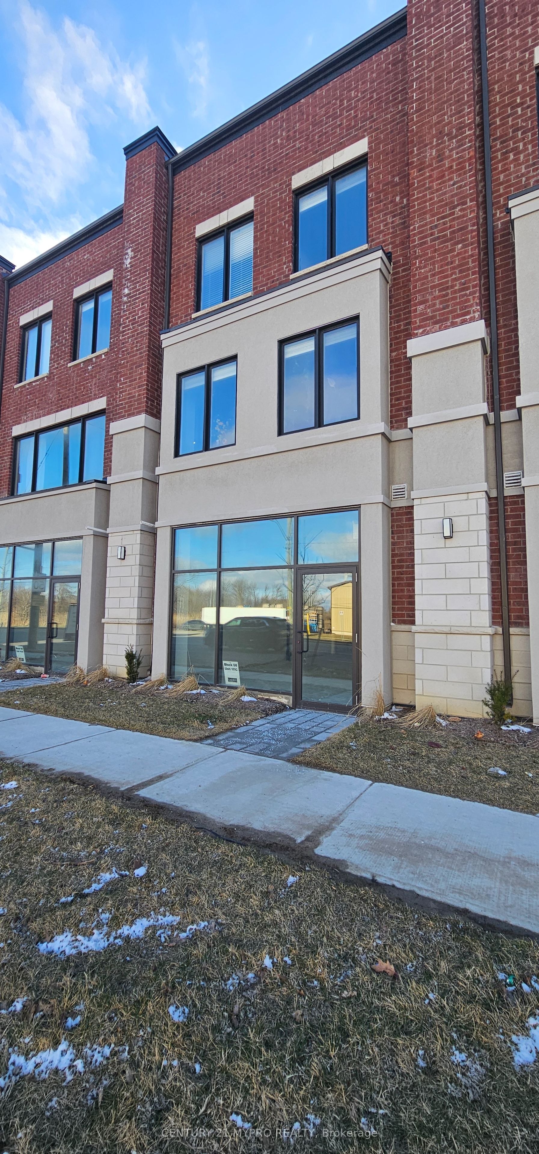 #4 - 220 Dissette Street Property Photo 1