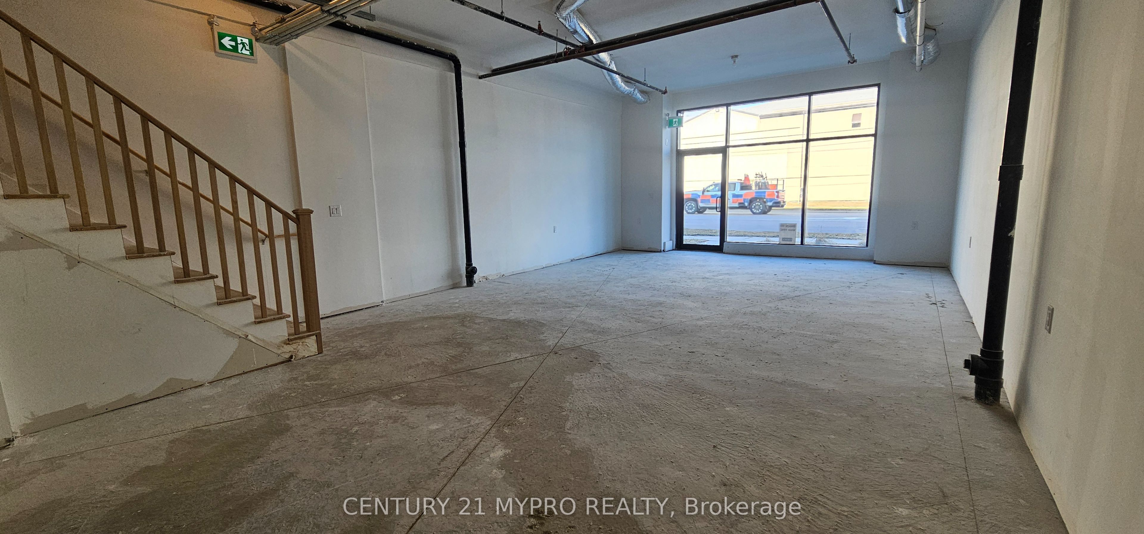 #4 - 220 Dissette Street Property Photo 2