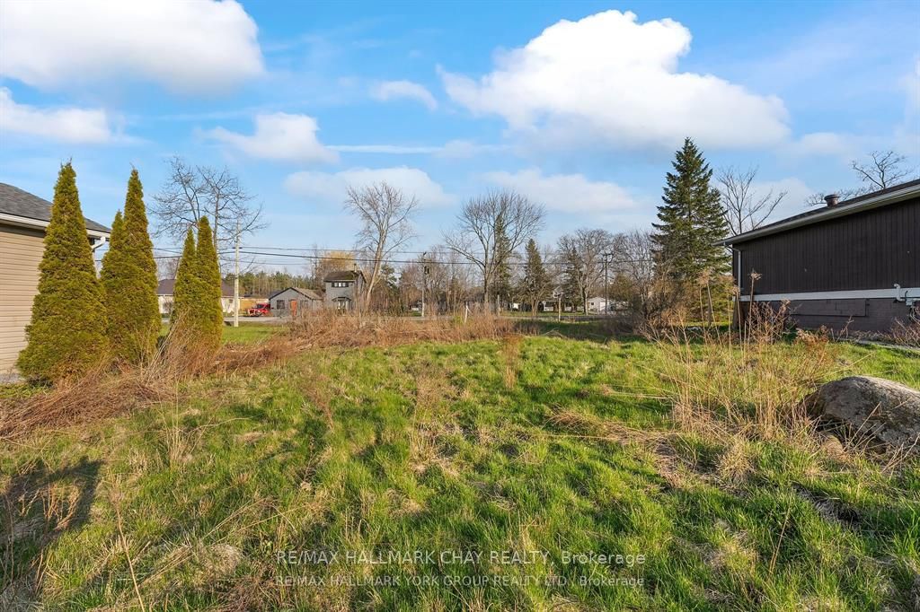 970 Metro Road Property Photo 8