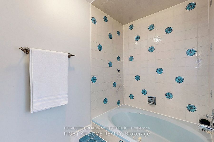 9 Trillium Drive Property Photo 16